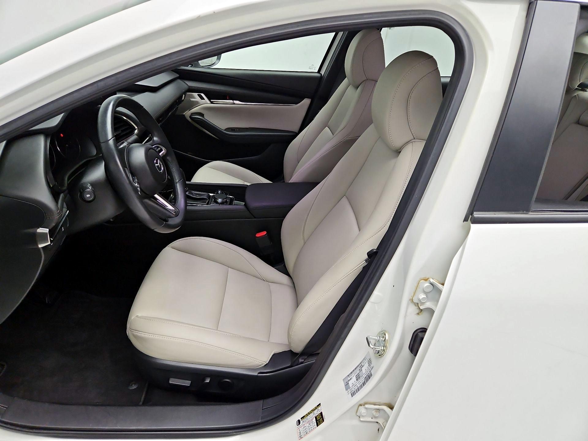 Thumbnail: 2019 Mazda Mazda3 - 11