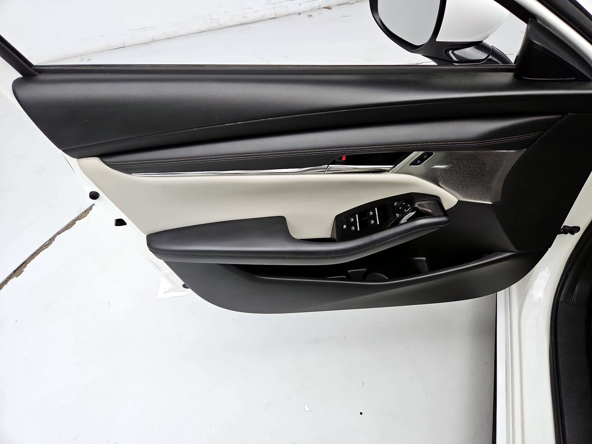 Thumbnail: 2019 Mazda Mazda3 - 12