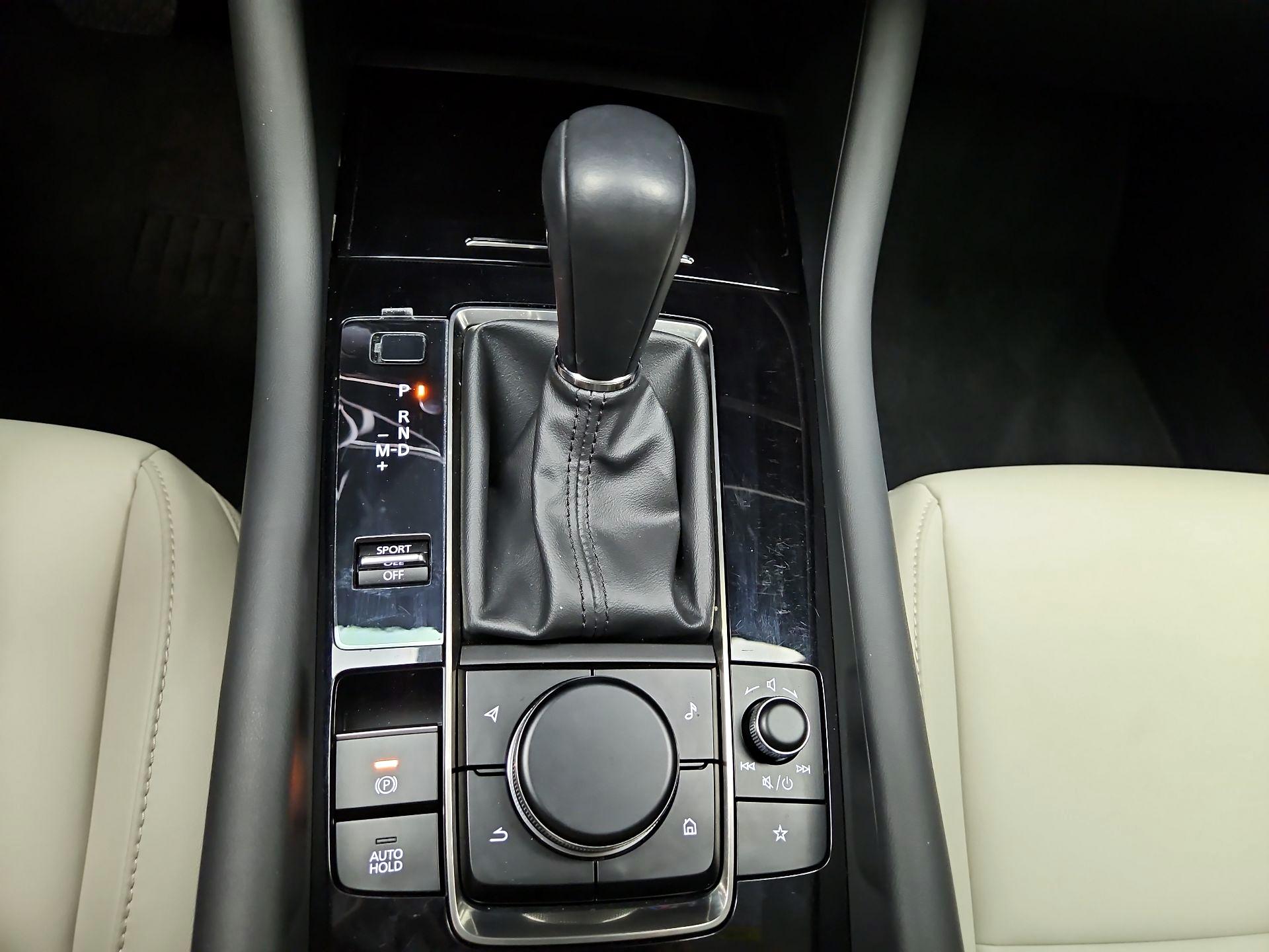 Thumbnail: 2019 Mazda Mazda3 - 17
