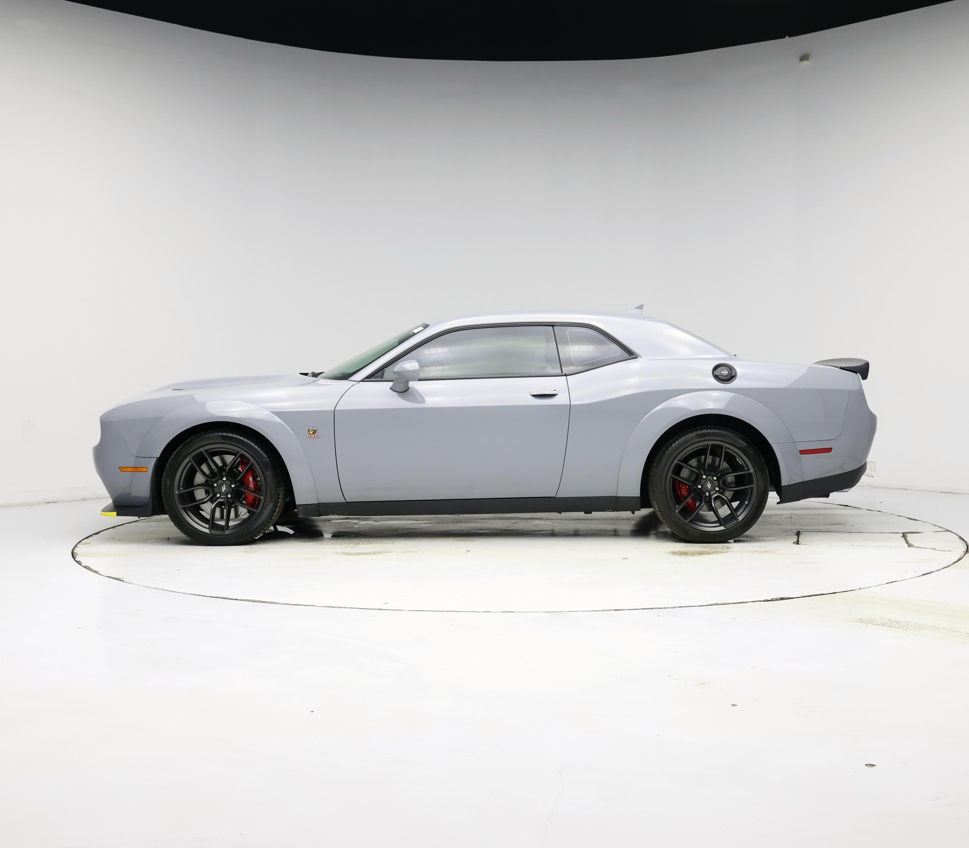 Thumbnail: 2022 Dodge Challenger - 3