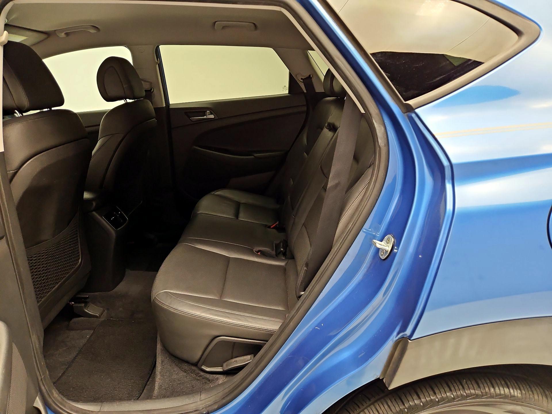 Thumbnail: 2016 Hyundai Tucson - 20