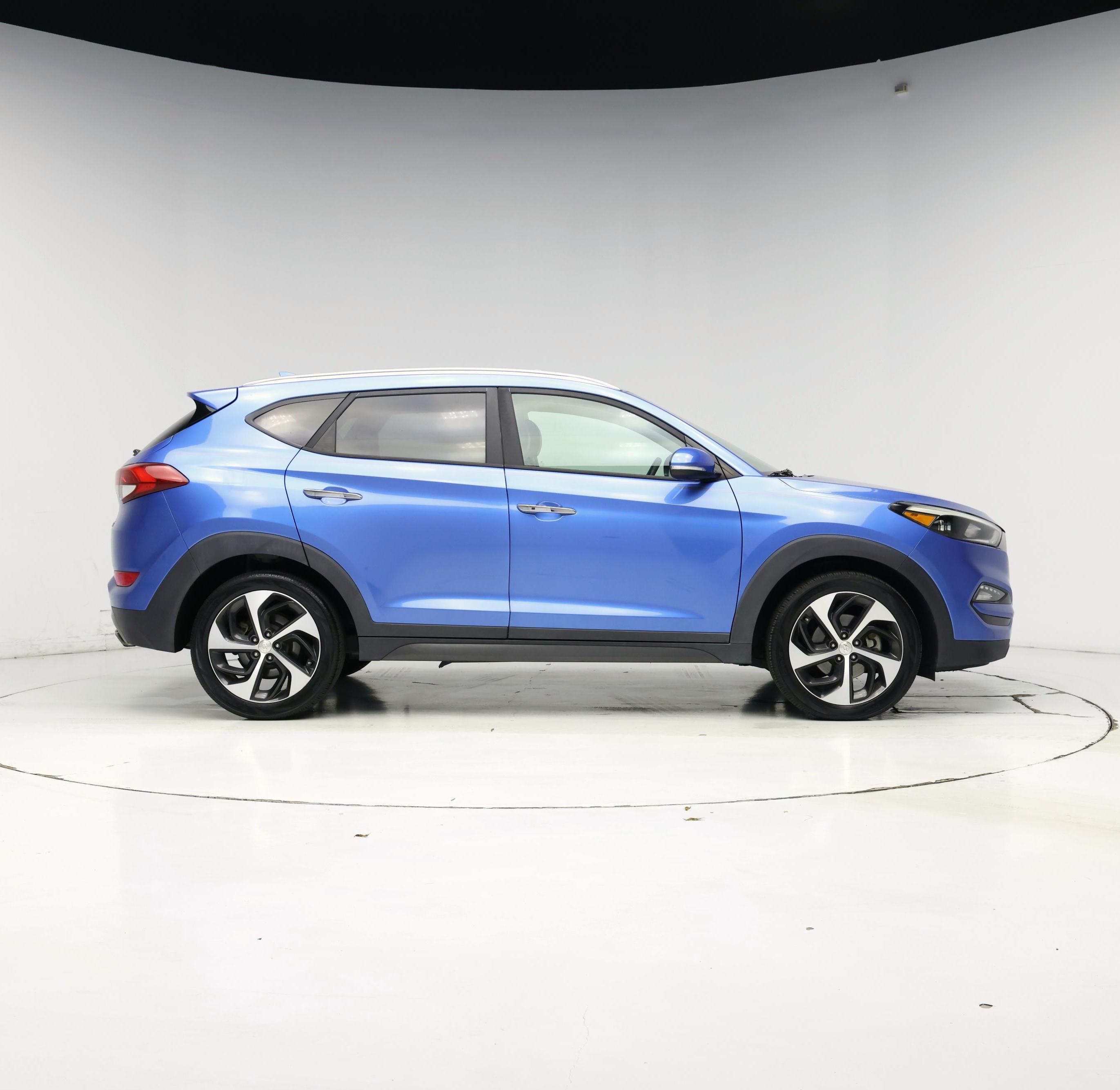Thumbnail: 2016 Hyundai Tucson - 7