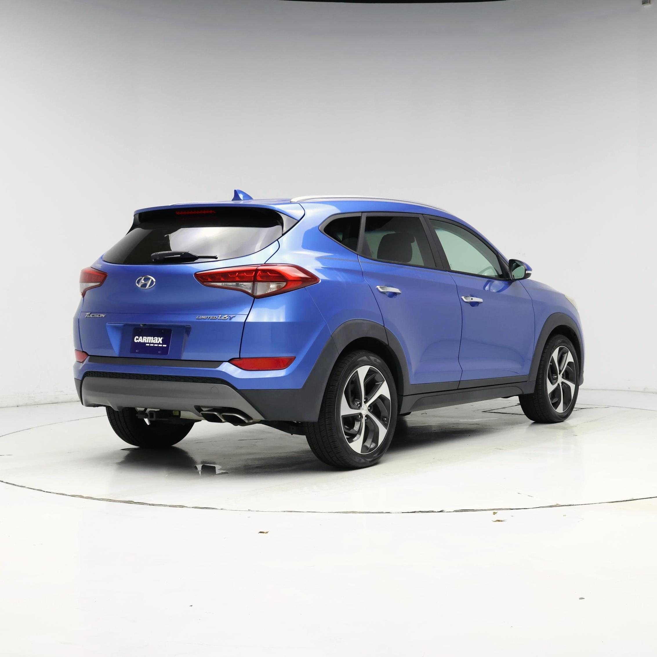 Thumbnail: 2016 Hyundai Tucson - 8