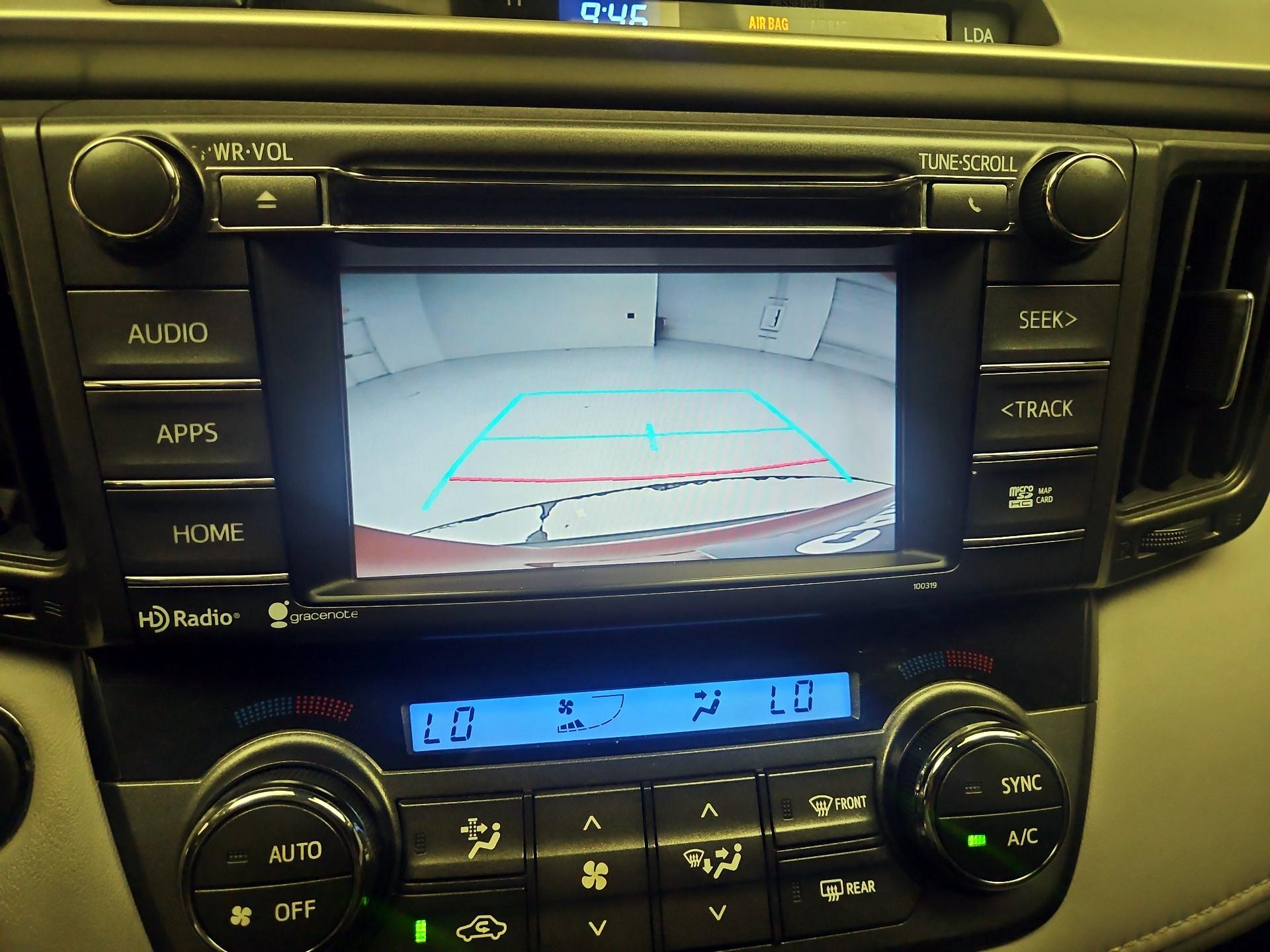 Thumbnail: 2015 Toyota RAV4 - 14