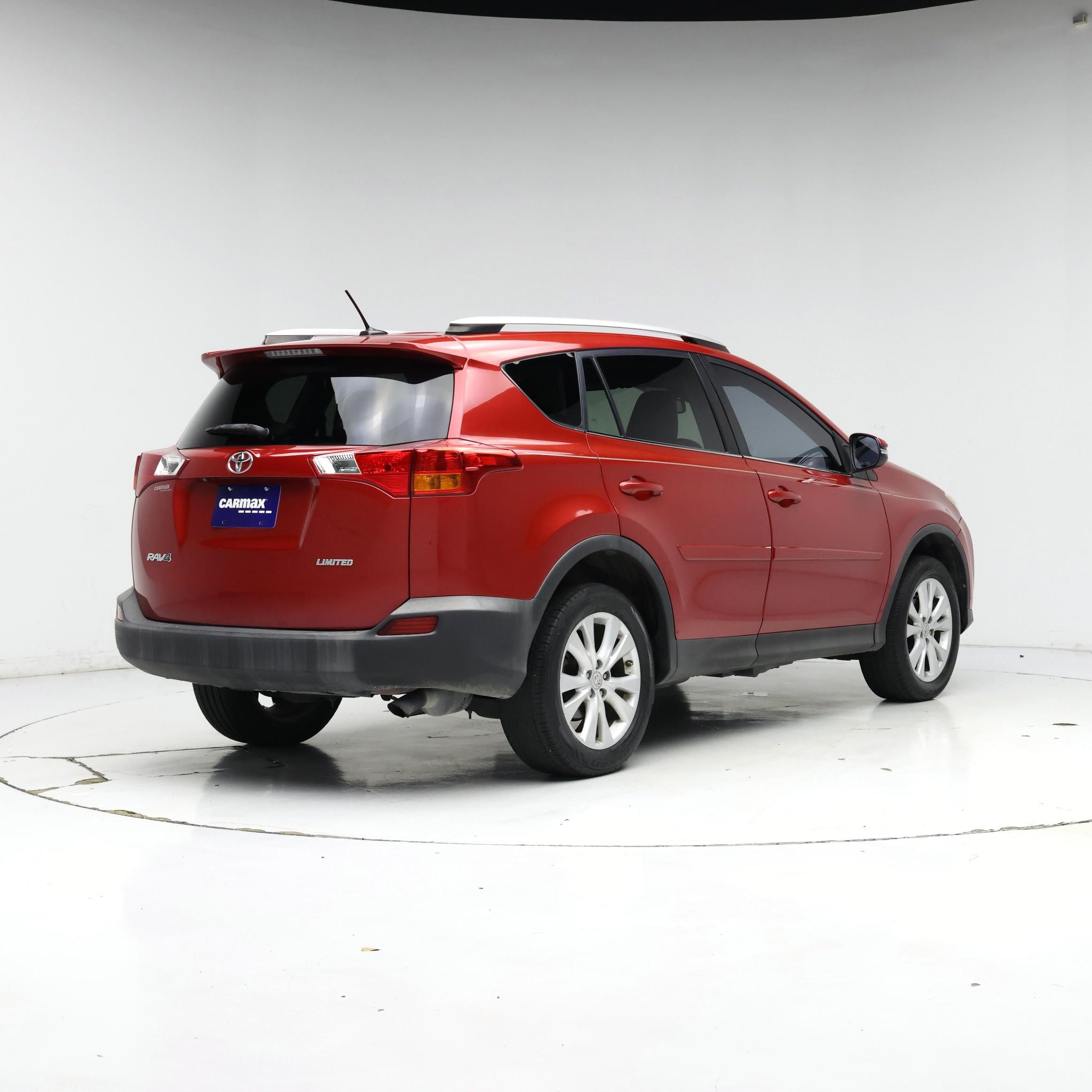 Thumbnail: 2015 Toyota RAV4 - 8