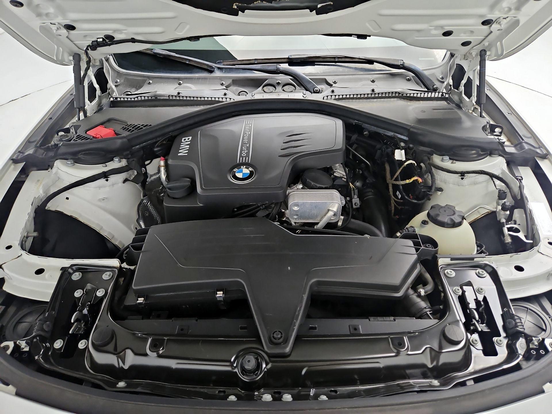 Thumbnail: 2014 BMW 3 Series - 19