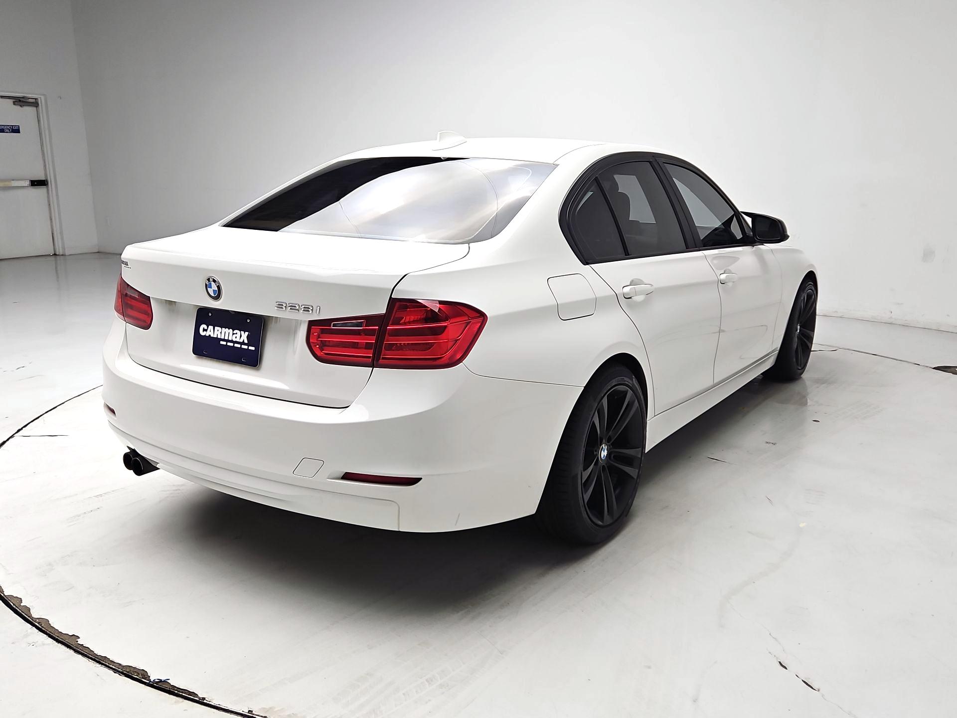 Thumbnail: 2014 BMW 3 Series - 5
