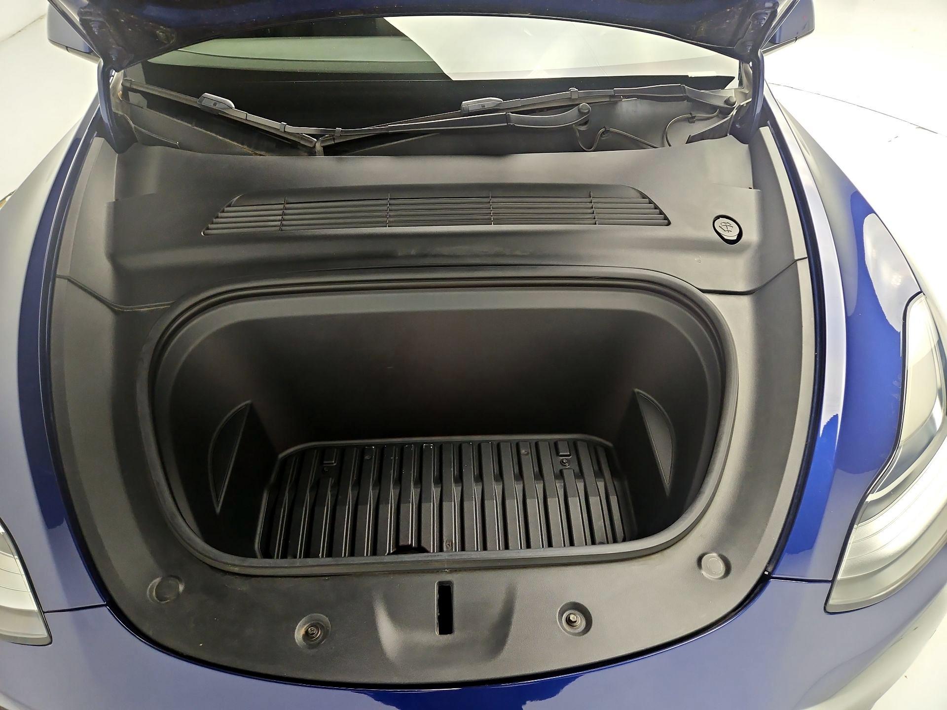 Thumbnail: 2021 Tesla Model Y - 20