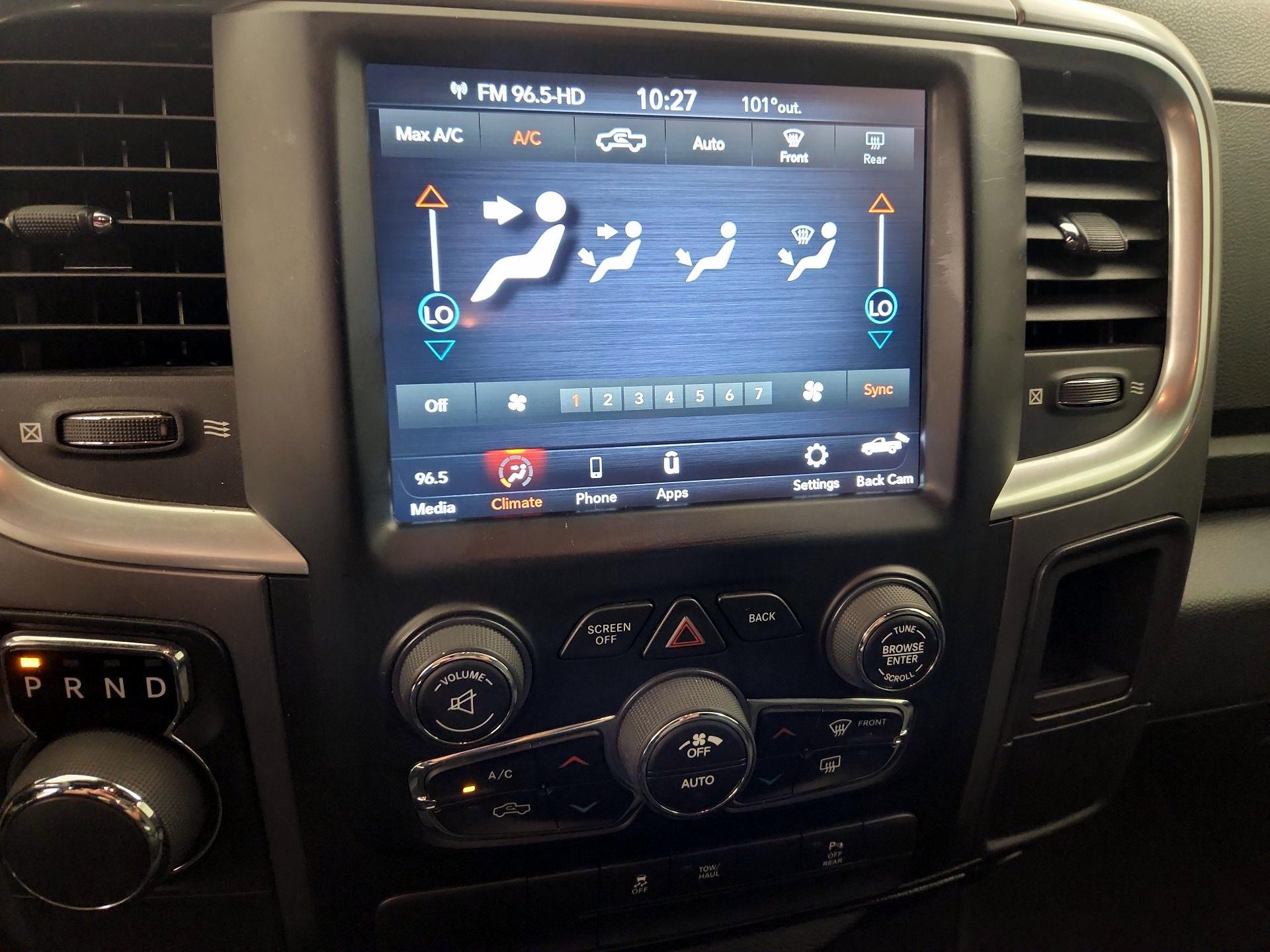 Thumbnail: 2021 RAM 1500 Classic - 16
