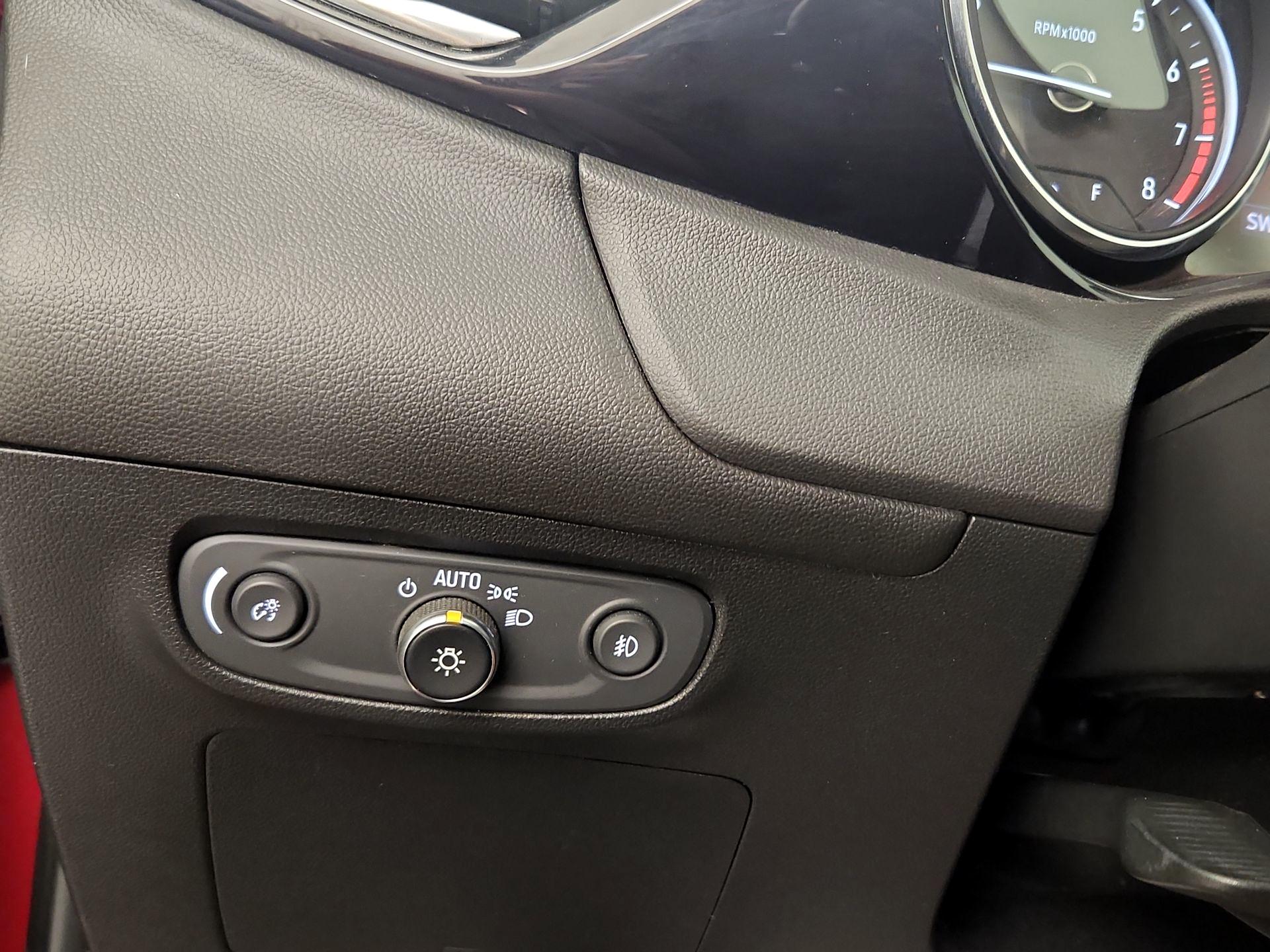 Thumbnail: 2020 Buick Encore GX - 13