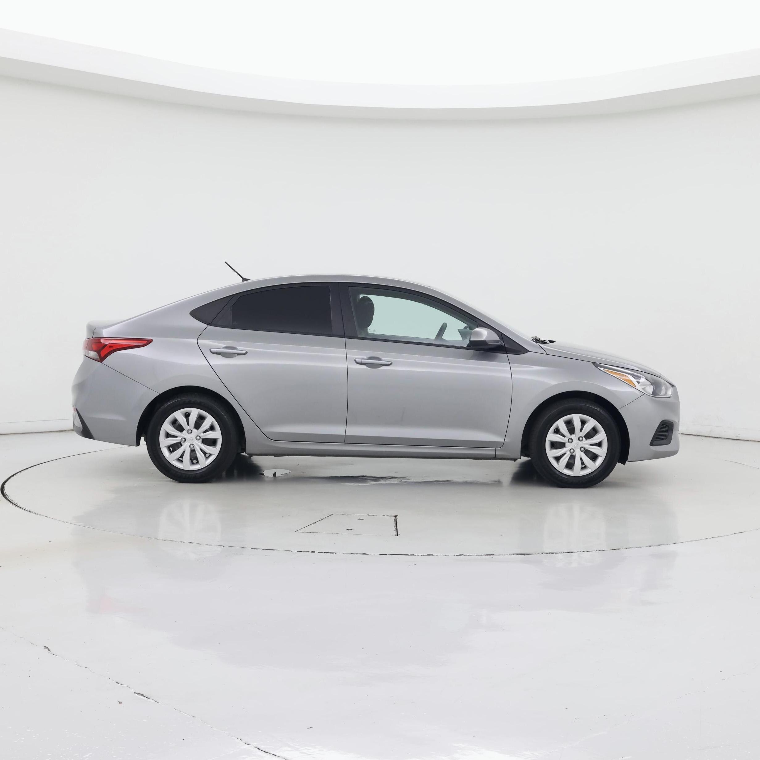Thumbnail: 2022 Hyundai Accent - 7