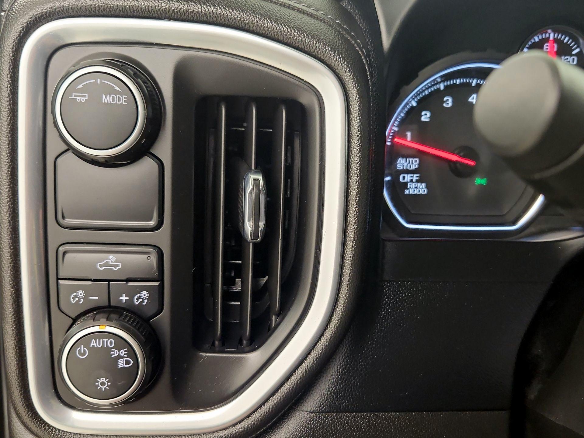 Thumbnail: 2022 Chevrolet Silverado 1500 - 13