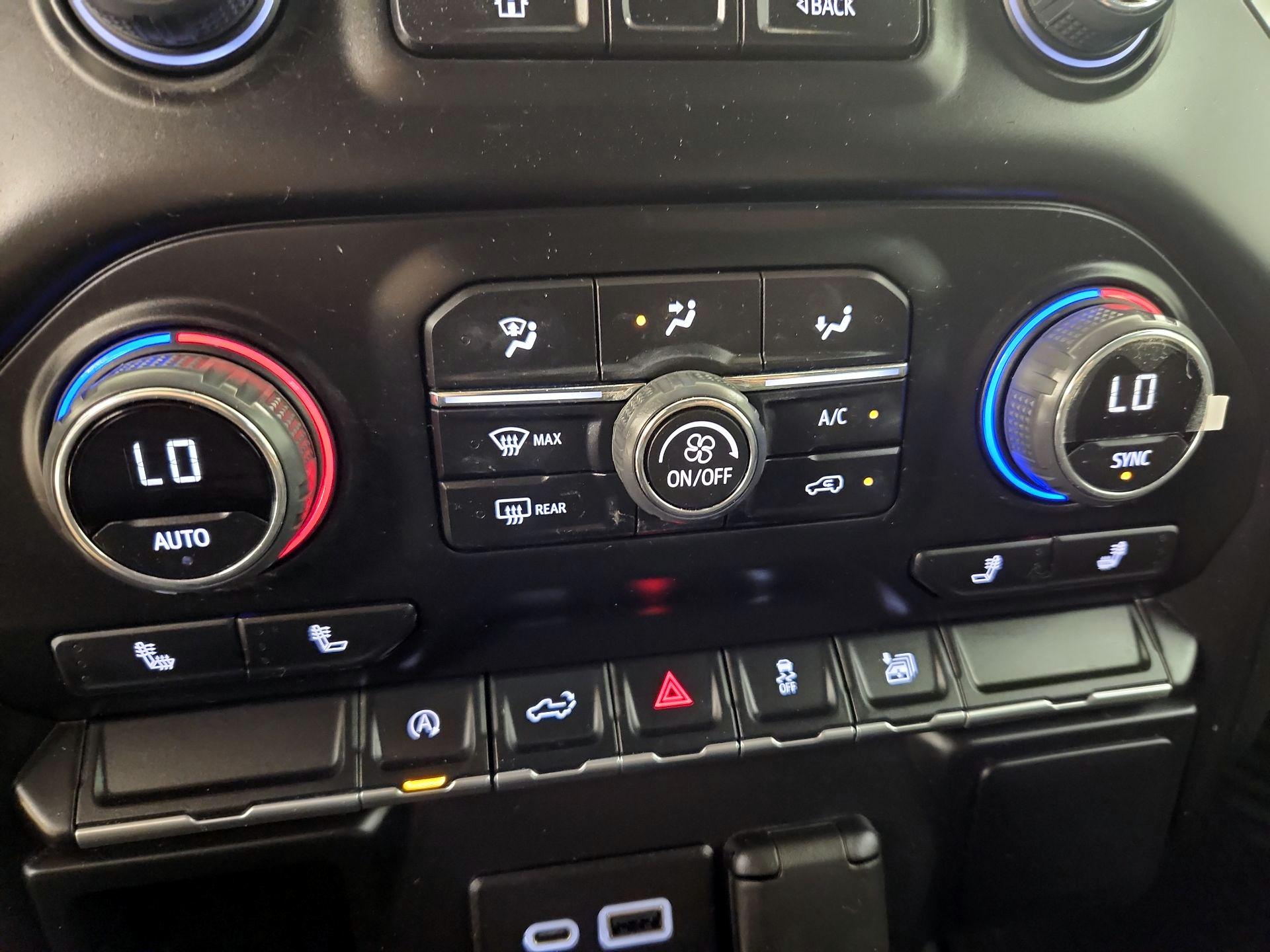 Thumbnail: 2022 Chevrolet Silverado 1500 - 16