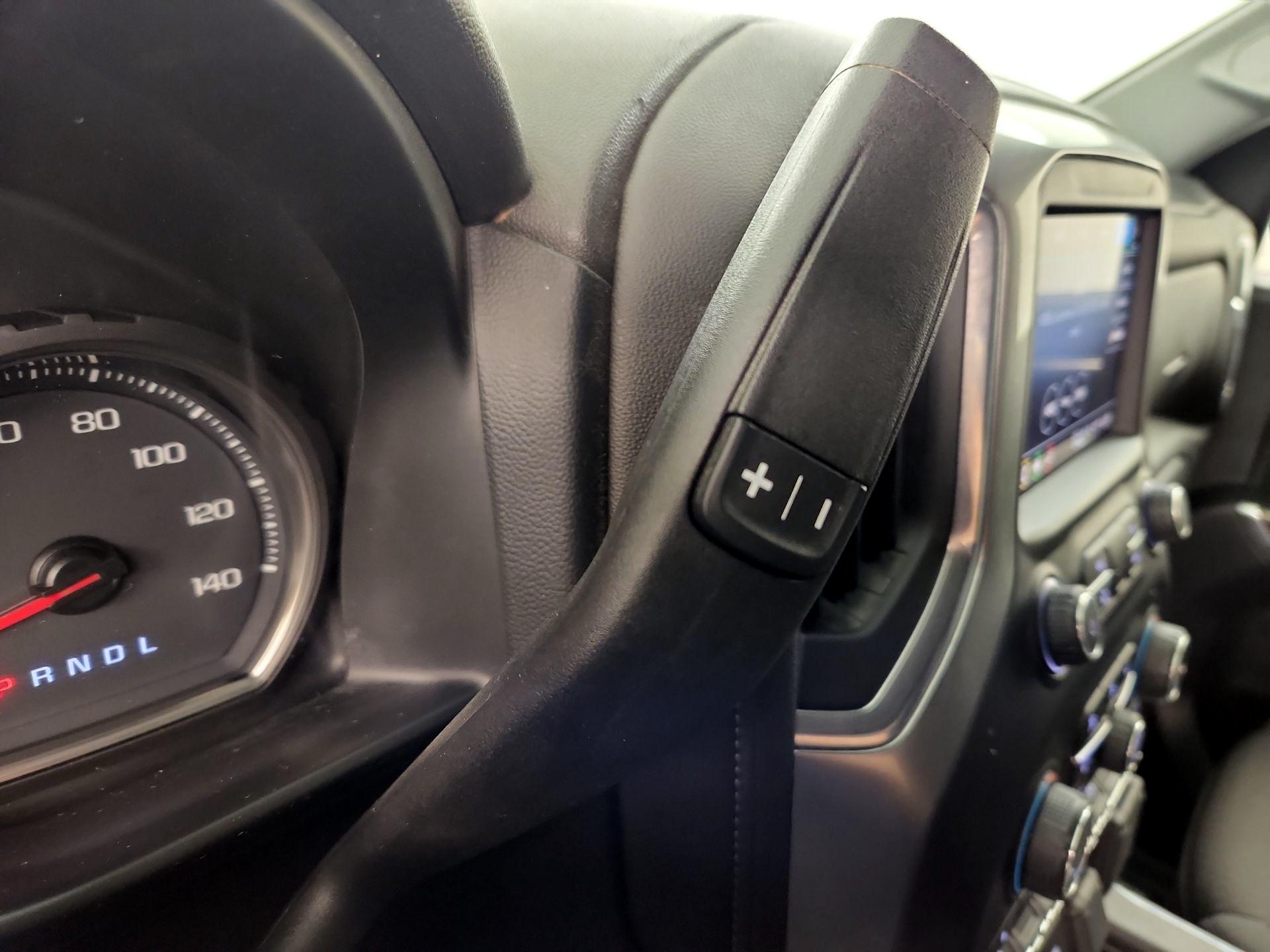 Thumbnail: 2021 Chevrolet Silverado 1500 - 17