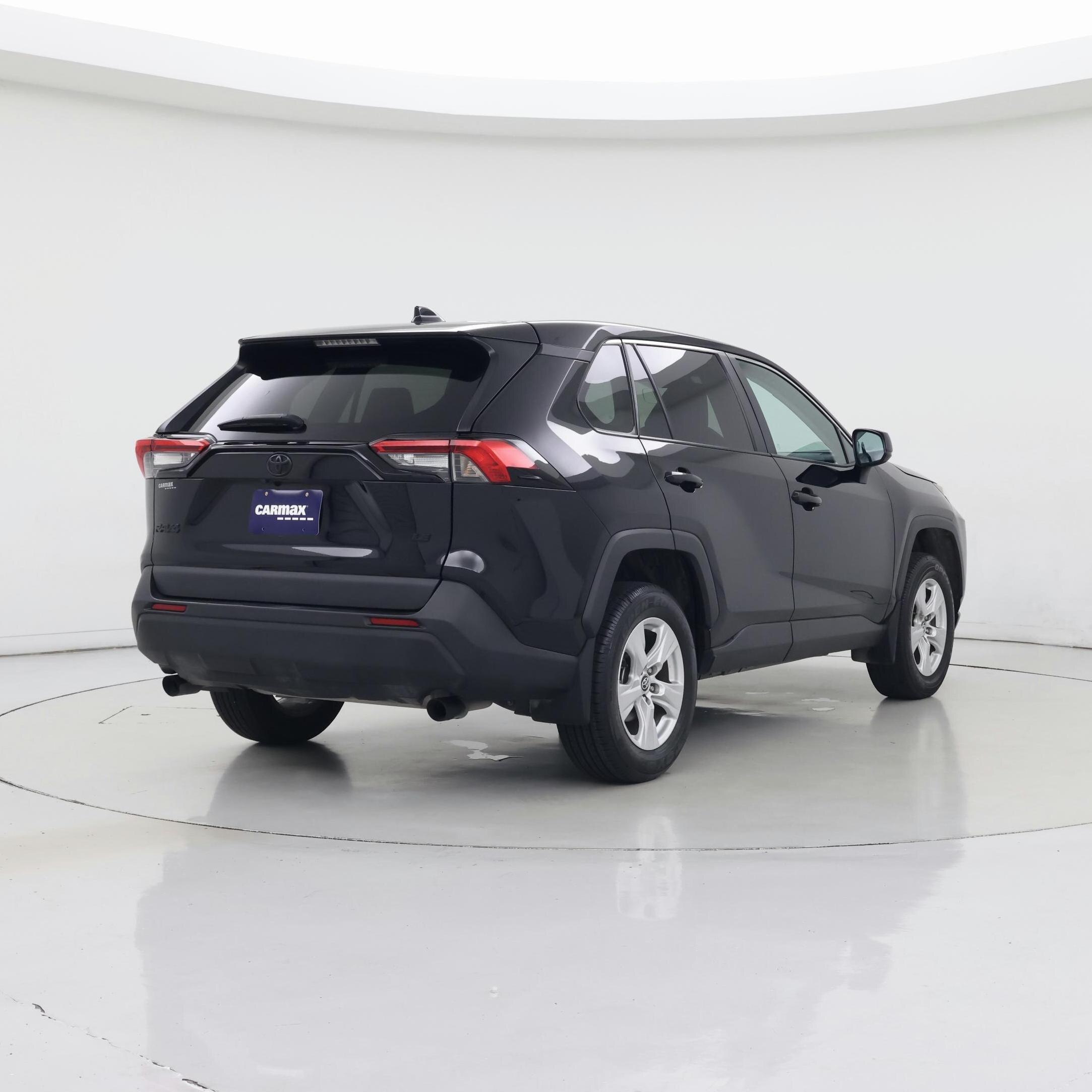 Thumbnail: 2023 Toyota RAV4 - 8