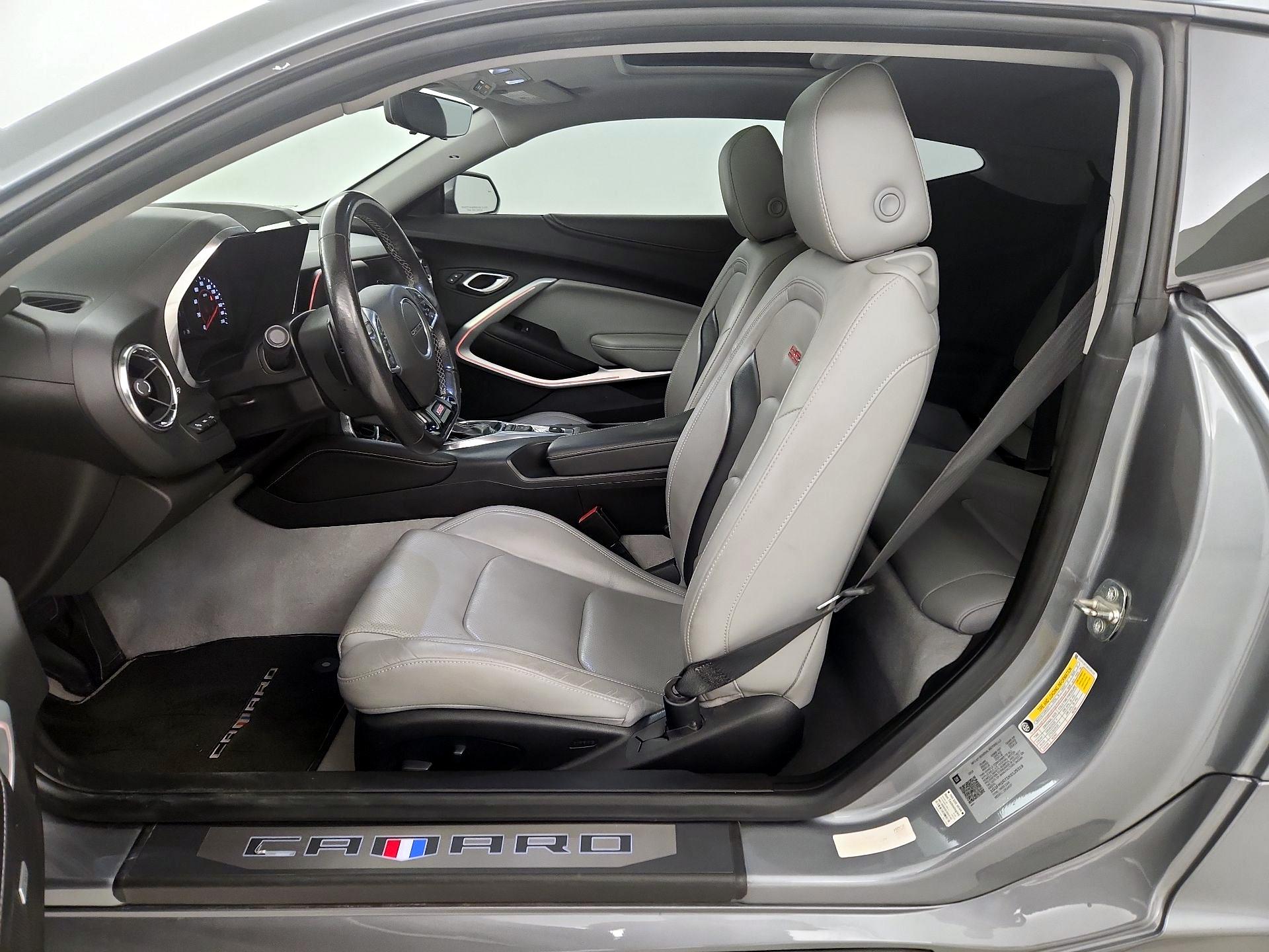 Thumbnail: 2019 Chevrolet Camaro - 11