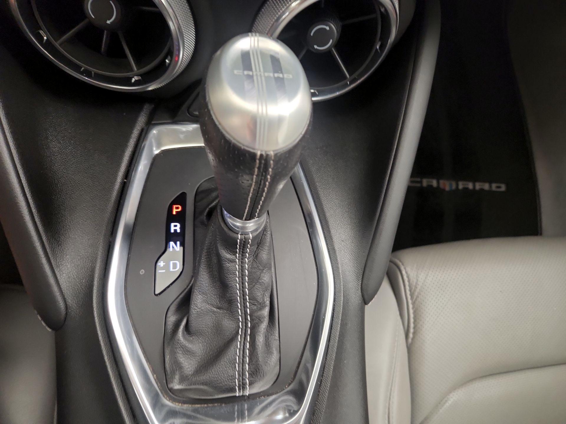 Thumbnail: 2019 Chevrolet Camaro - 17