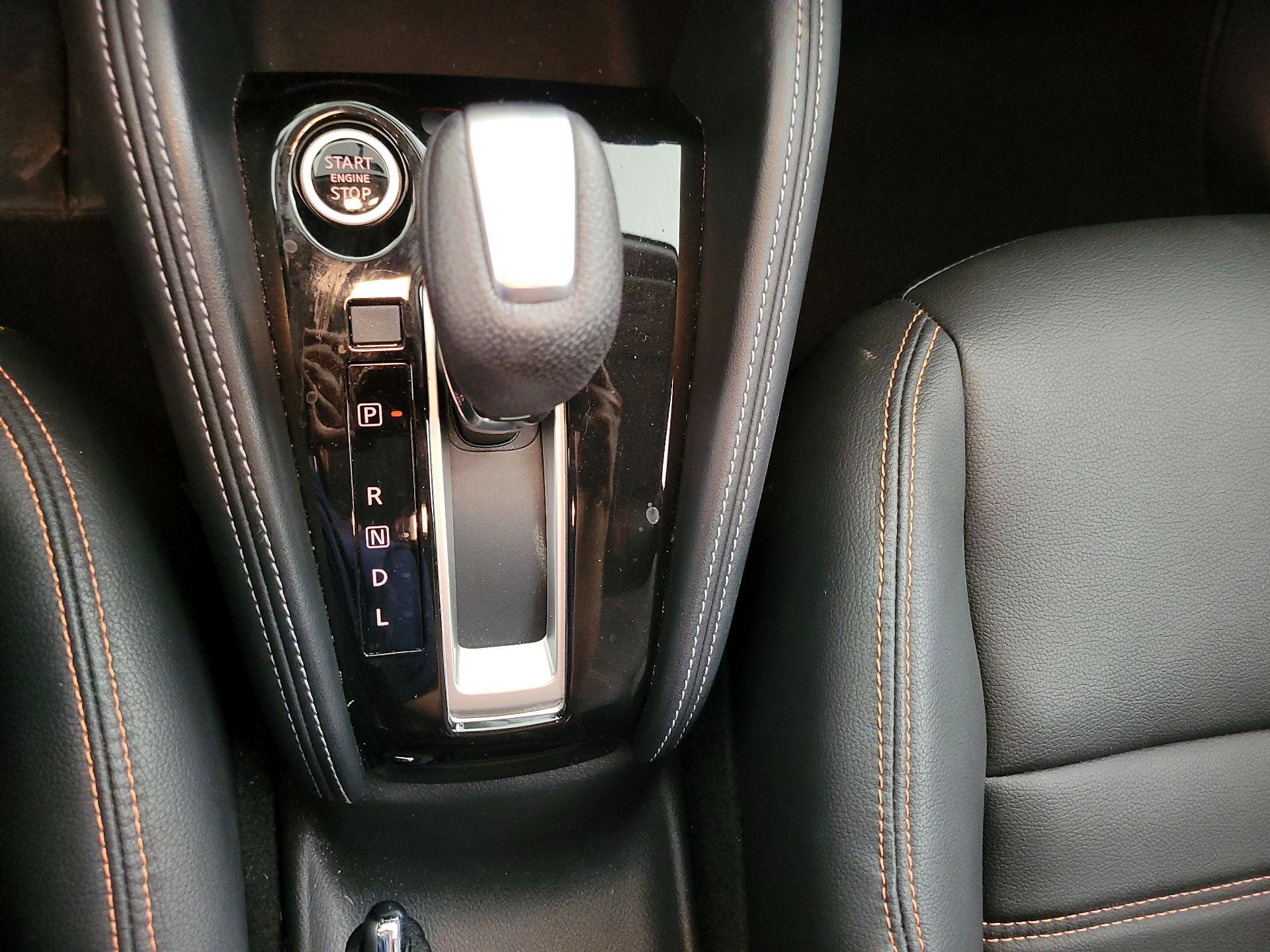 Thumbnail: 2019 Nissan Kicks - 17
