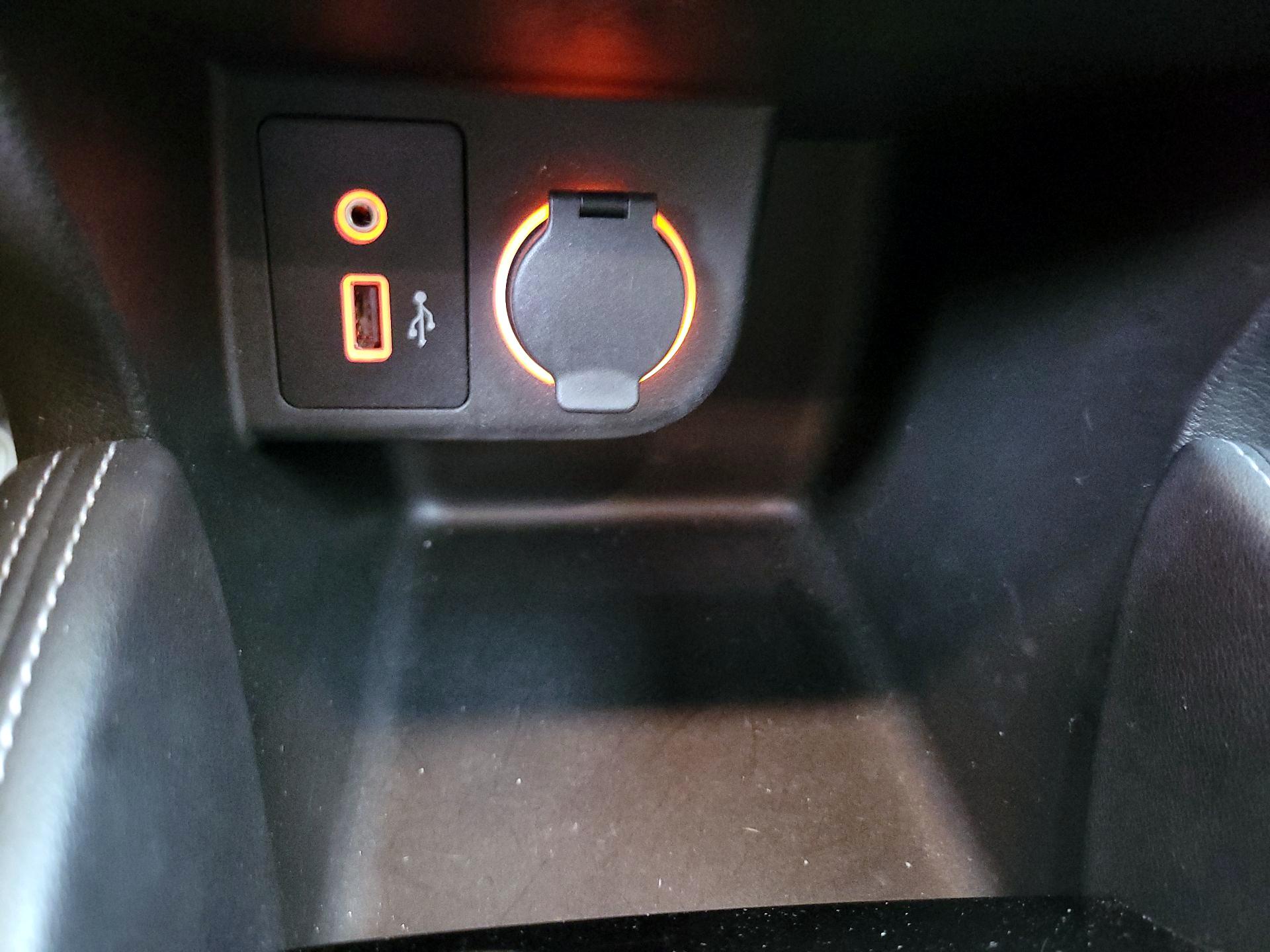 Thumbnail: 2019 Nissan Kicks - 18