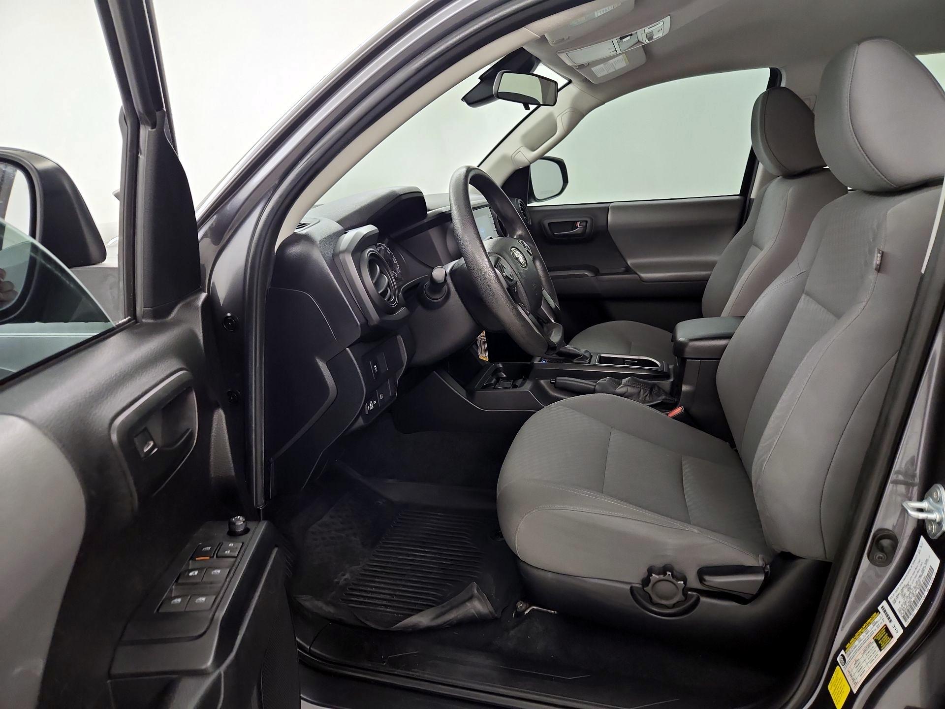 Thumbnail: 2021 Toyota Tacoma - 11
