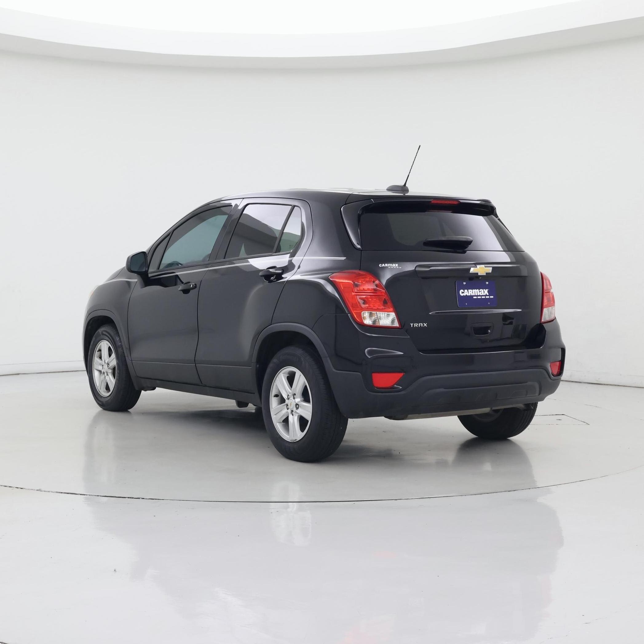 Thumbnail: 2020 Chevrolet Trax - 2