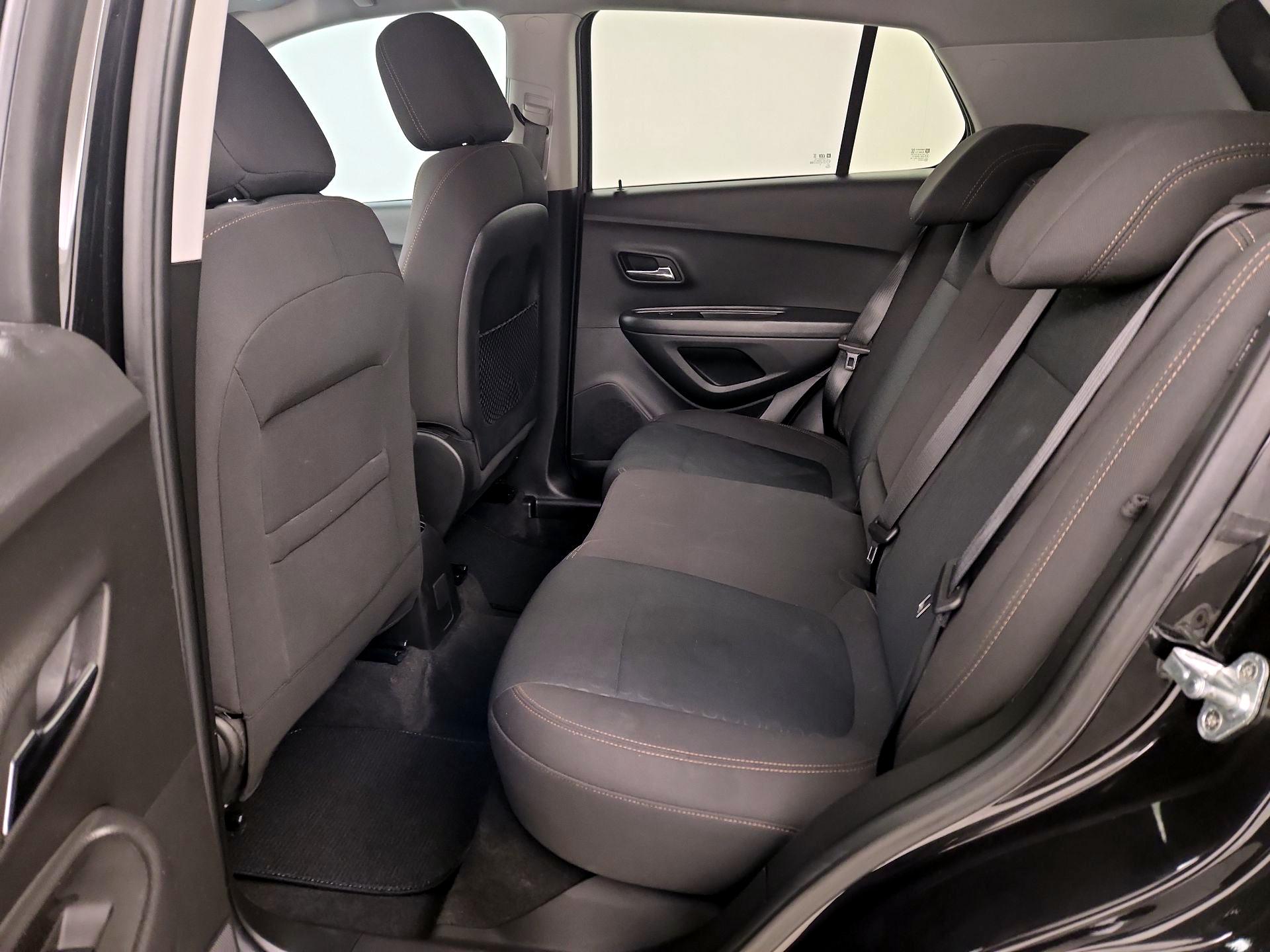 Thumbnail: 2020 Chevrolet Trax - 19