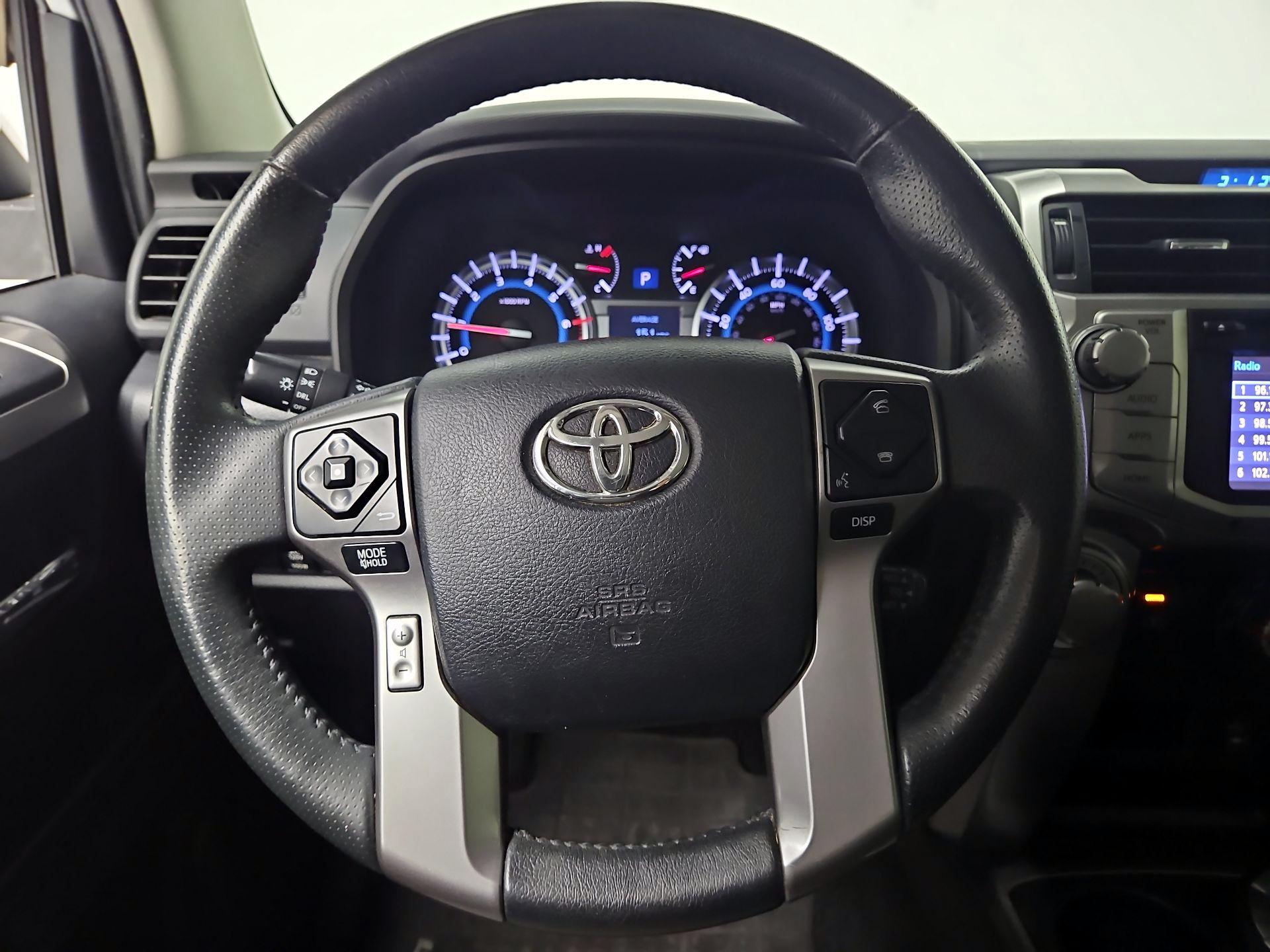 Thumbnail: 2015 Toyota 4Runner - 10