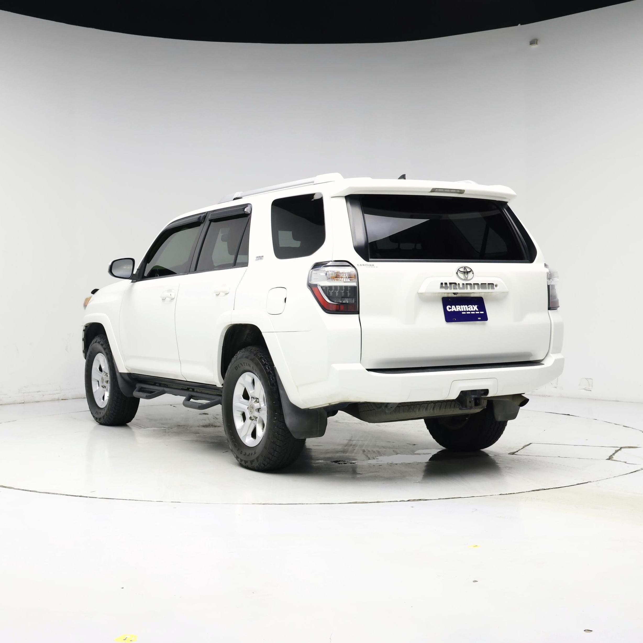 Thumbnail: 2015 Toyota 4Runner - 2