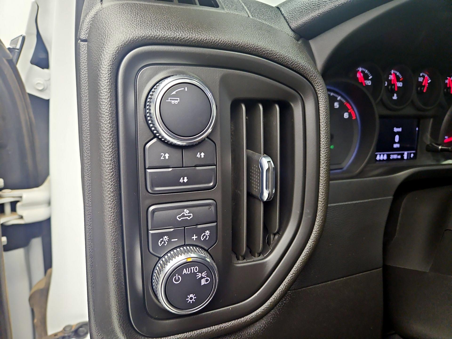 Thumbnail: 2024 GMC Sierra 2500 - 13