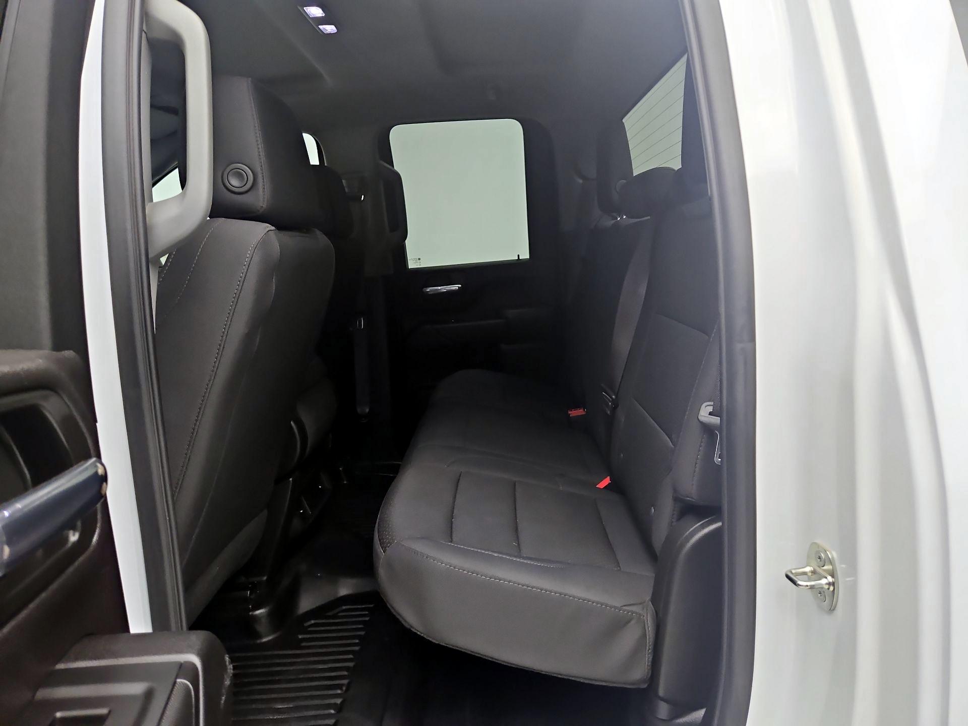 Thumbnail: 2024 GMC Sierra 2500 - 19