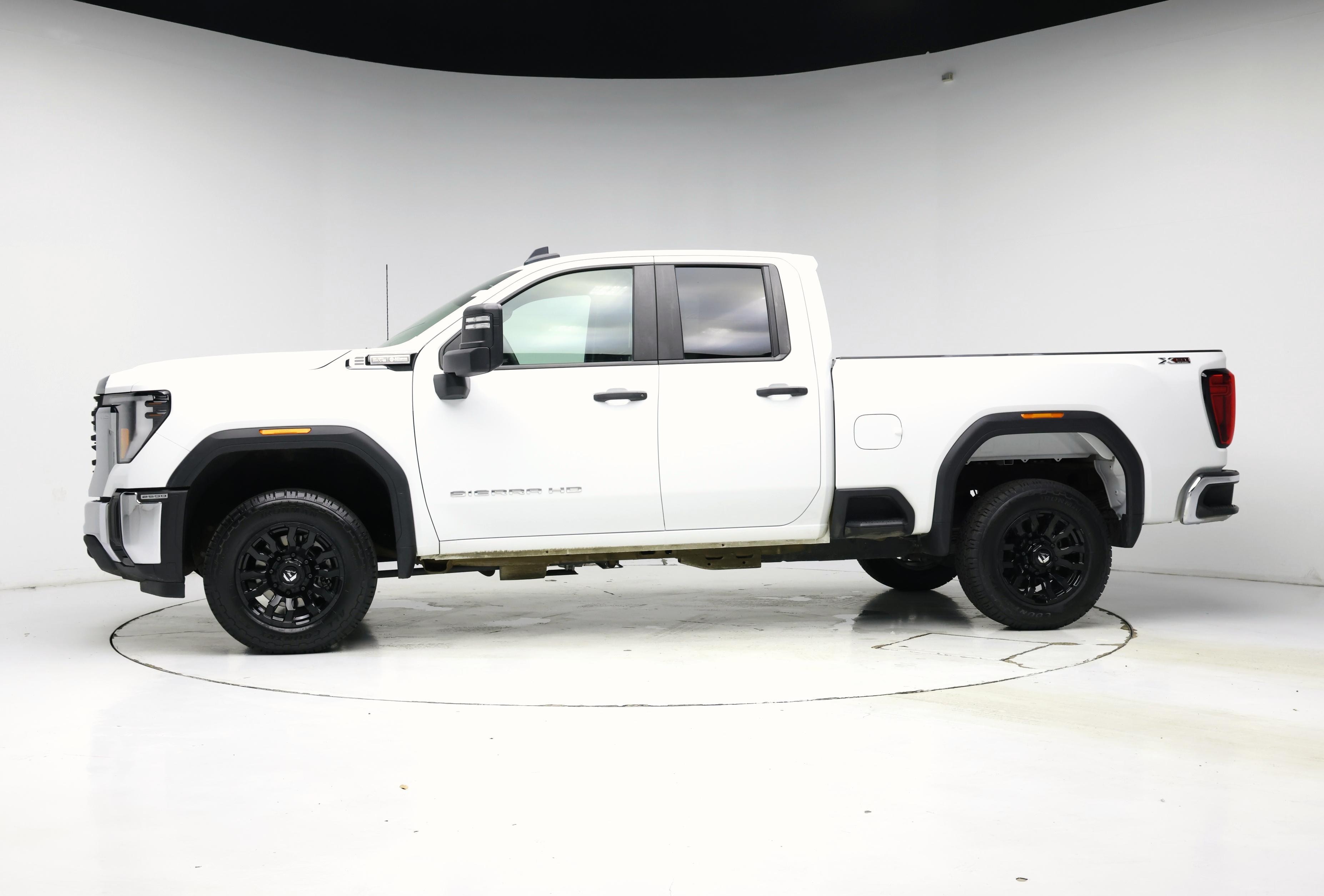 Thumbnail: 2024 GMC Sierra 2500 - 3