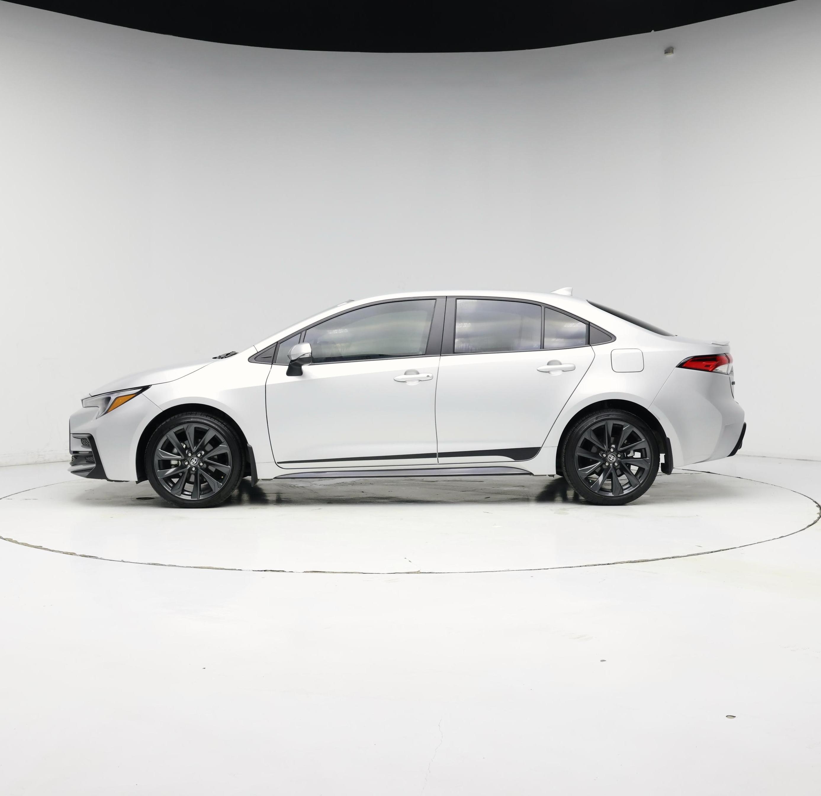 Thumbnail: 2024 Toyota Corolla - 3