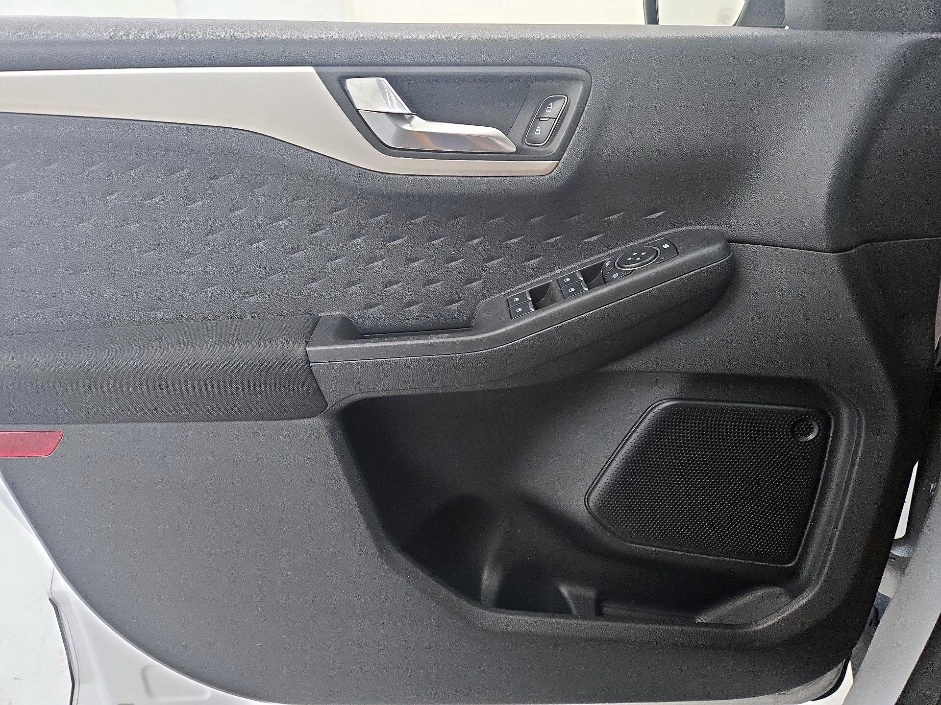 Thumbnail: 2020 Ford Escape - 12