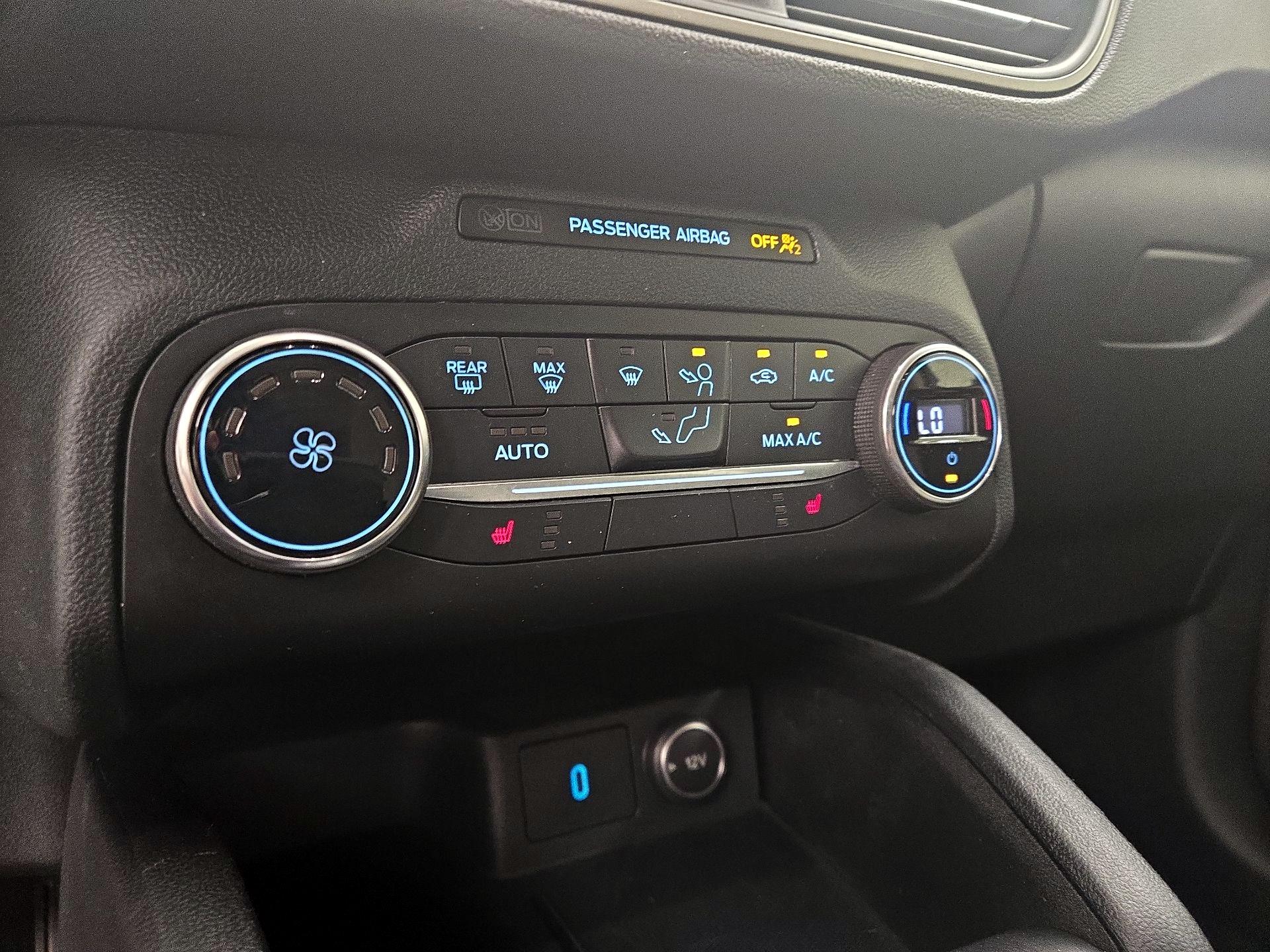 Thumbnail: 2020 Ford Escape - 16