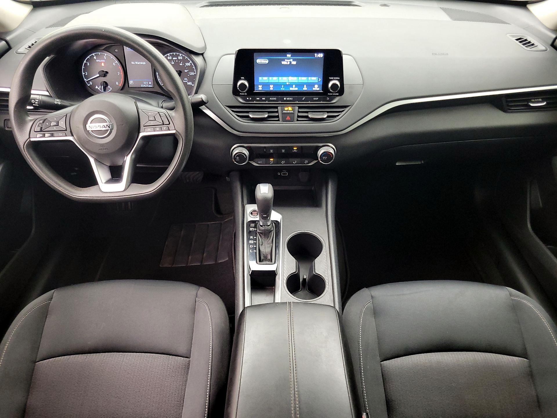 Thumbnail: 2022 Nissan Altima - 9