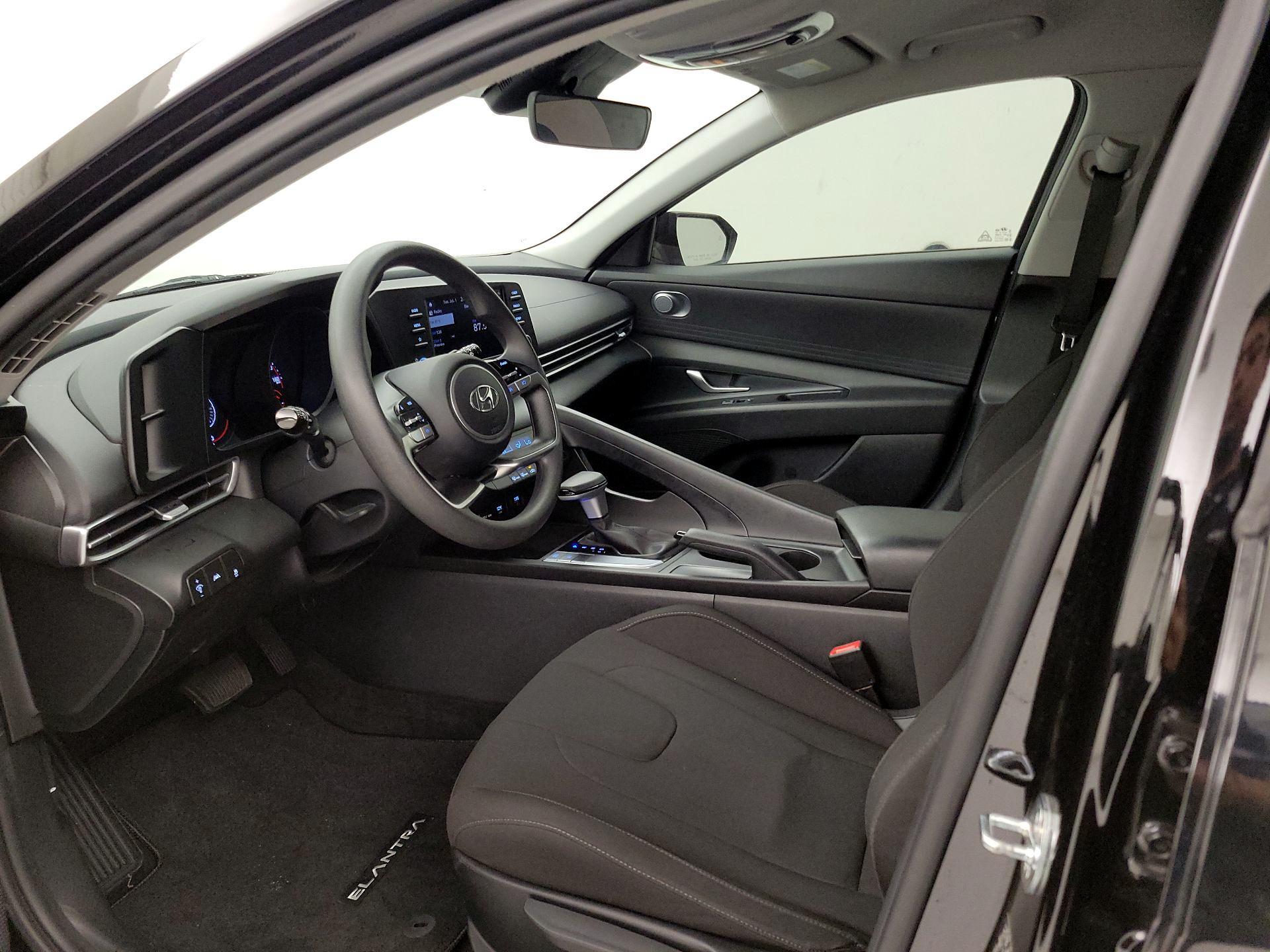 Thumbnail: 2023 Hyundai Elantra - 11