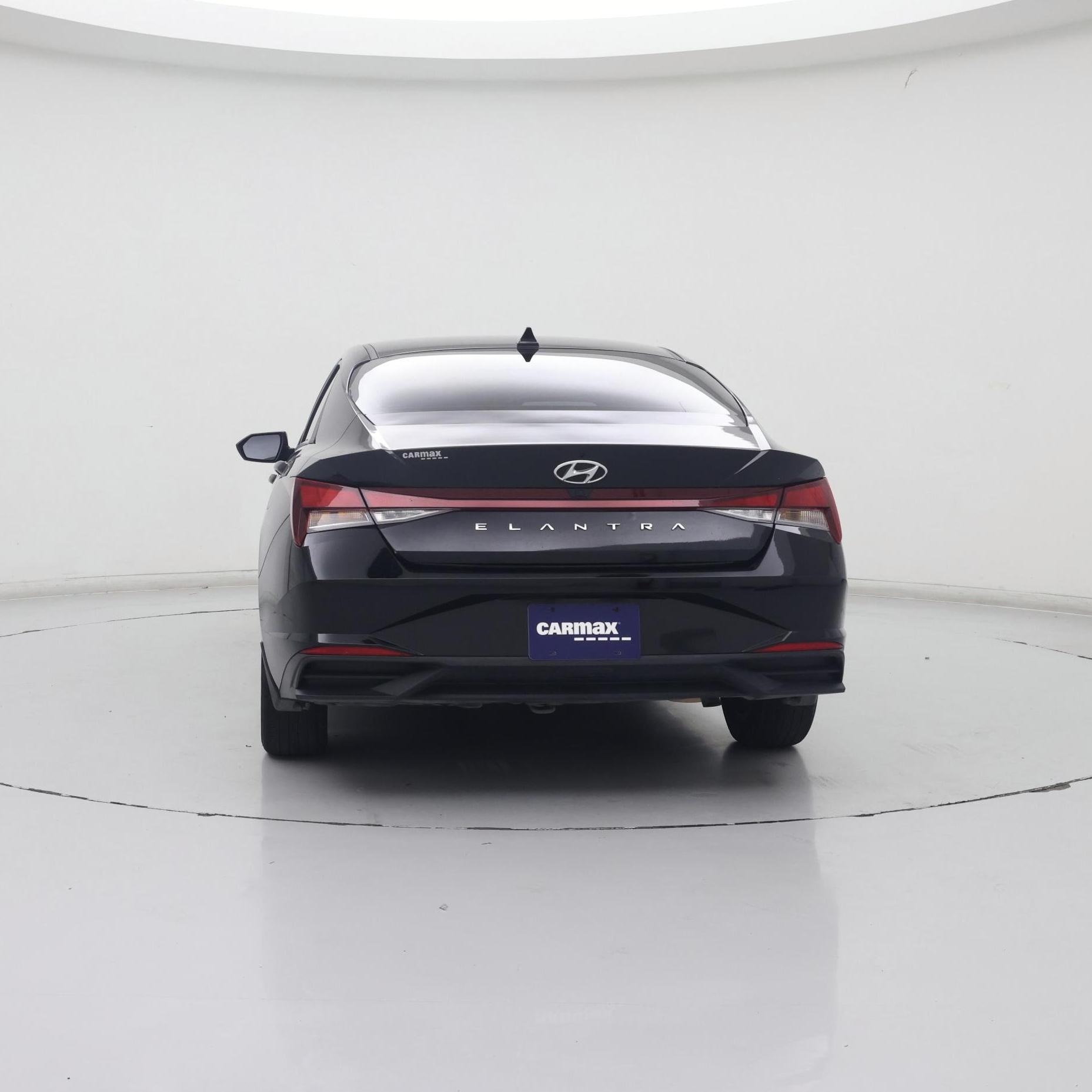 Thumbnail: 2023 Hyundai Elantra - 6