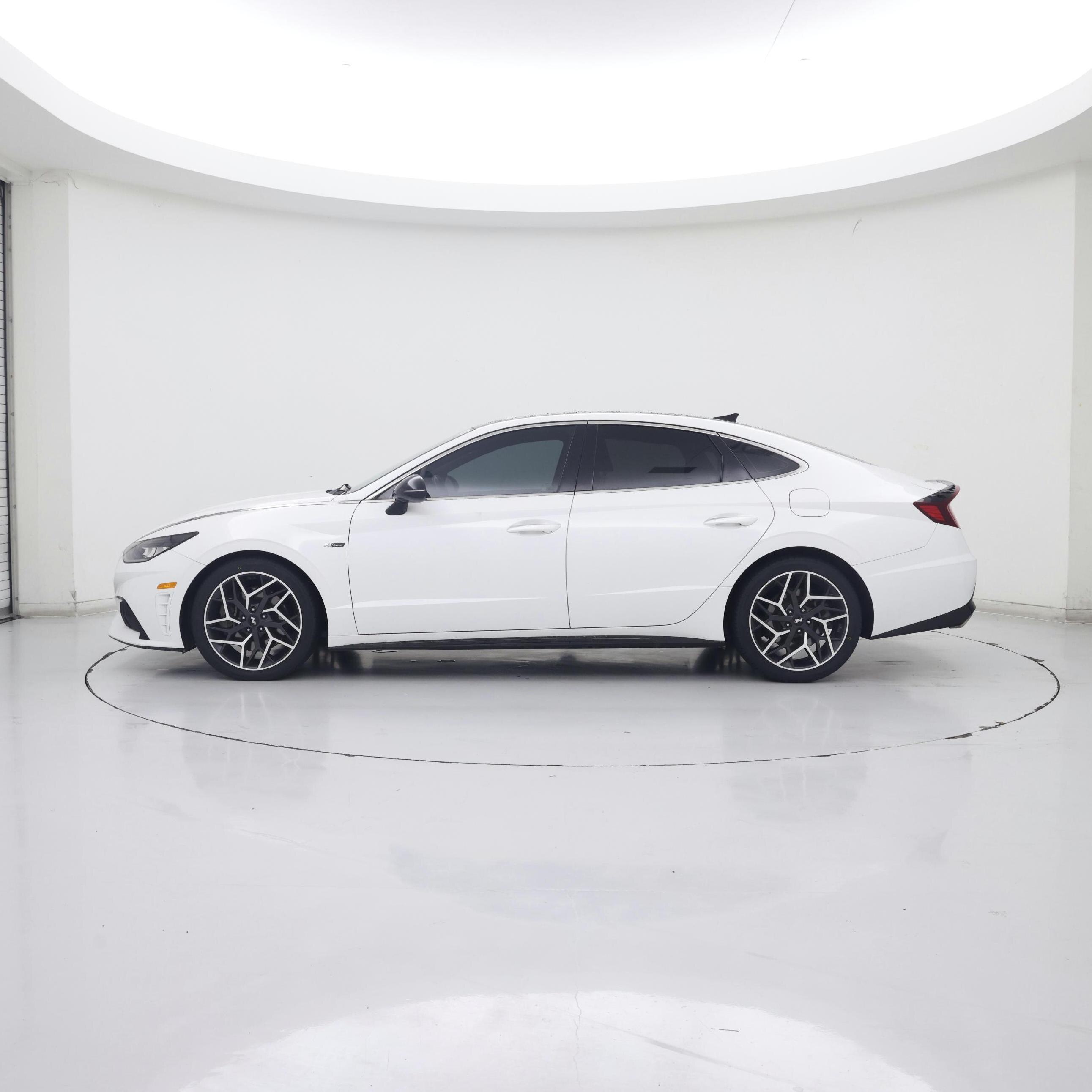 Thumbnail: 2021 Hyundai Sonata - 3