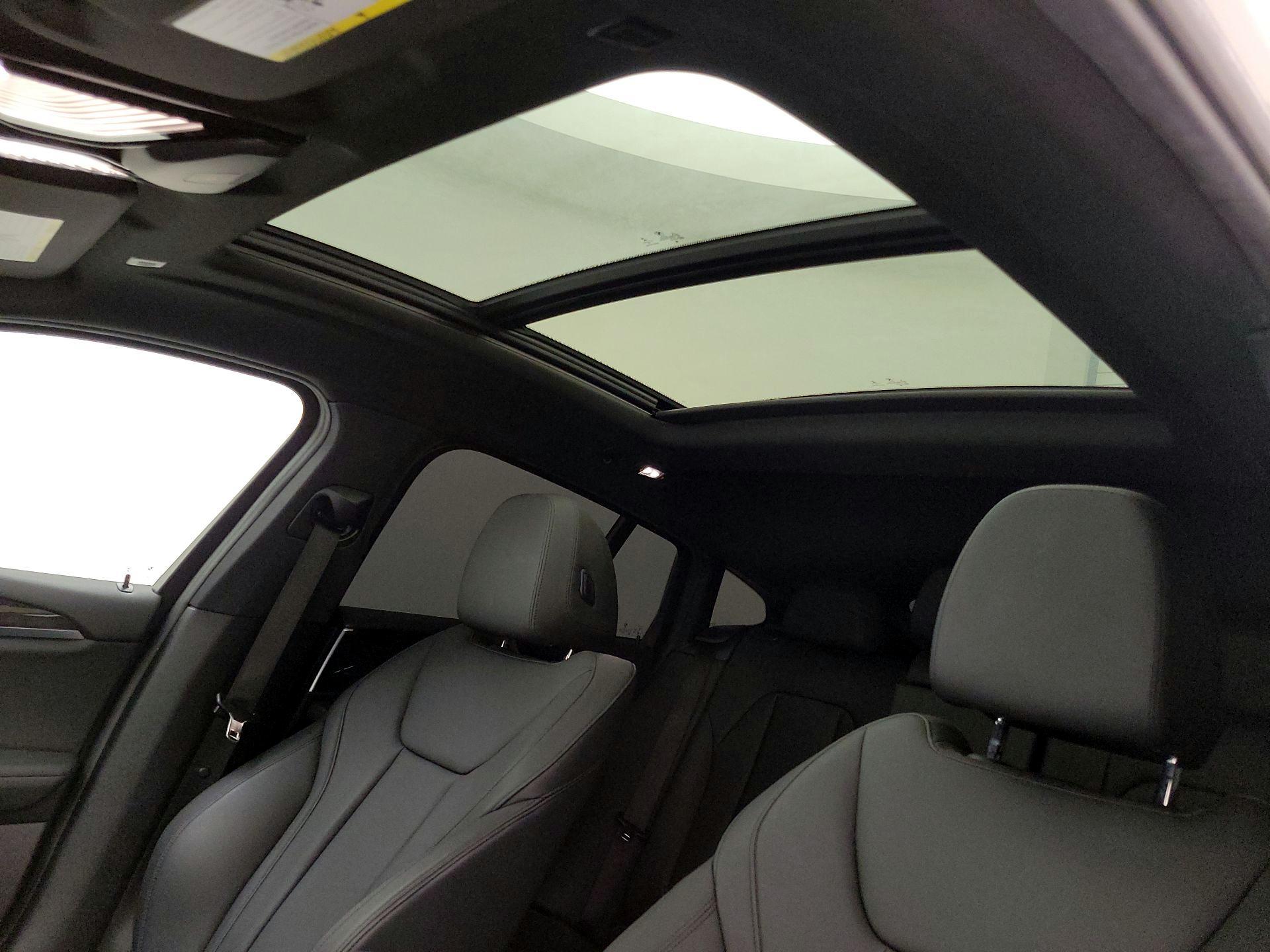 Thumbnail: 2019 BMW X4 - 19
