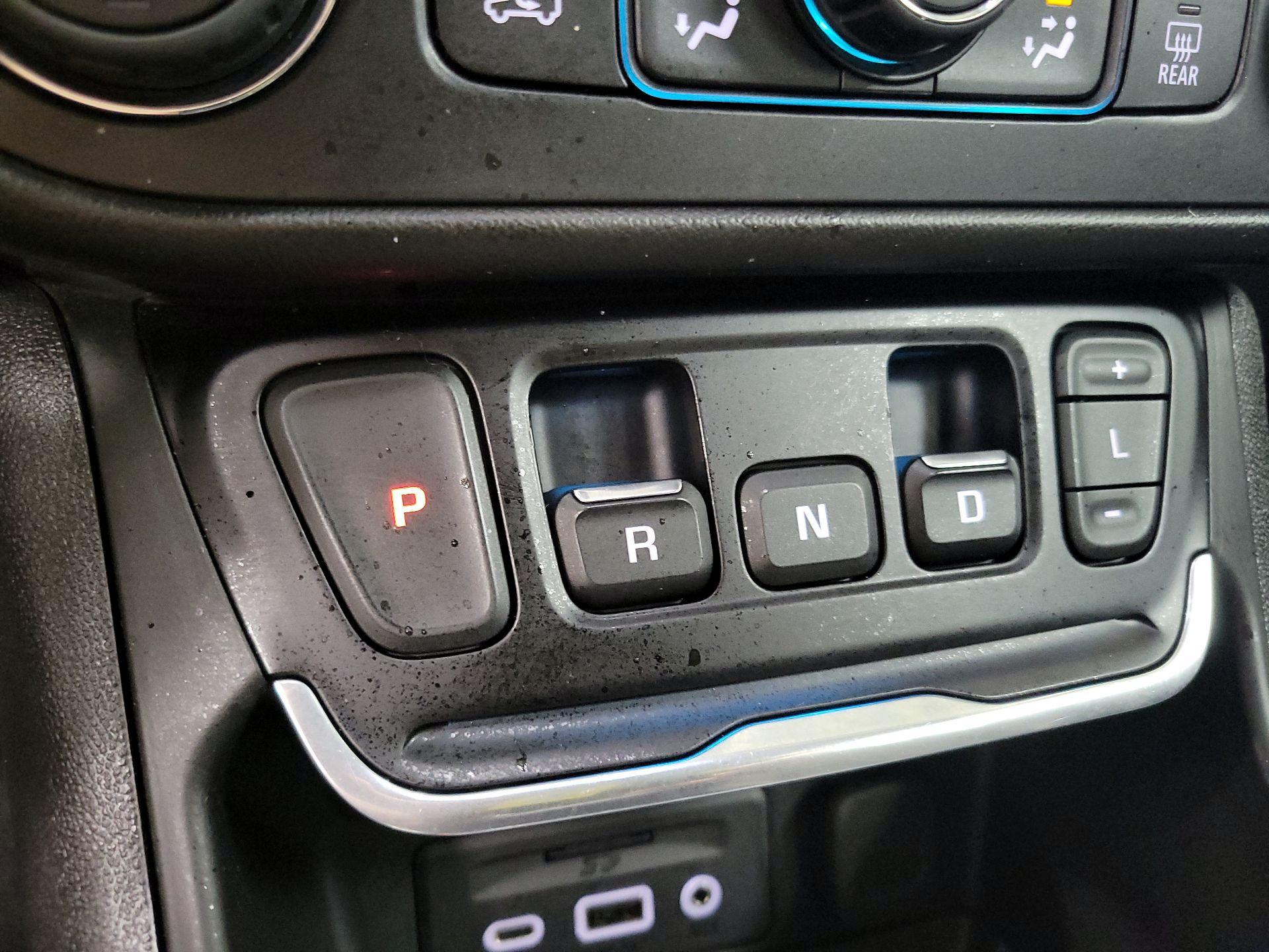 Thumbnail: 2021 GMC Terrain - 18
