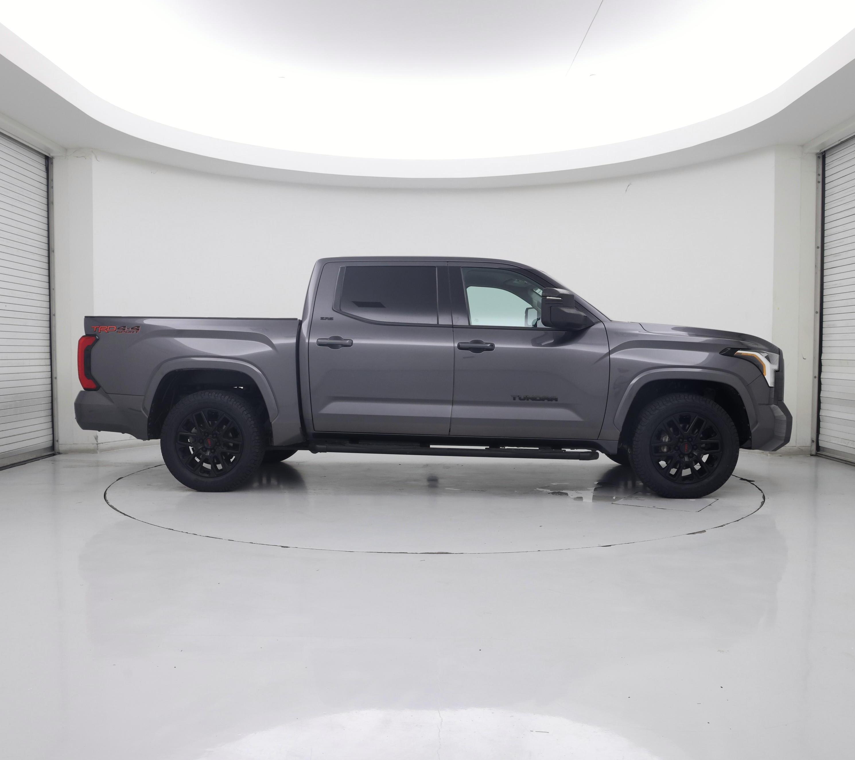 Thumbnail: 2022 Toyota Tundra - 7