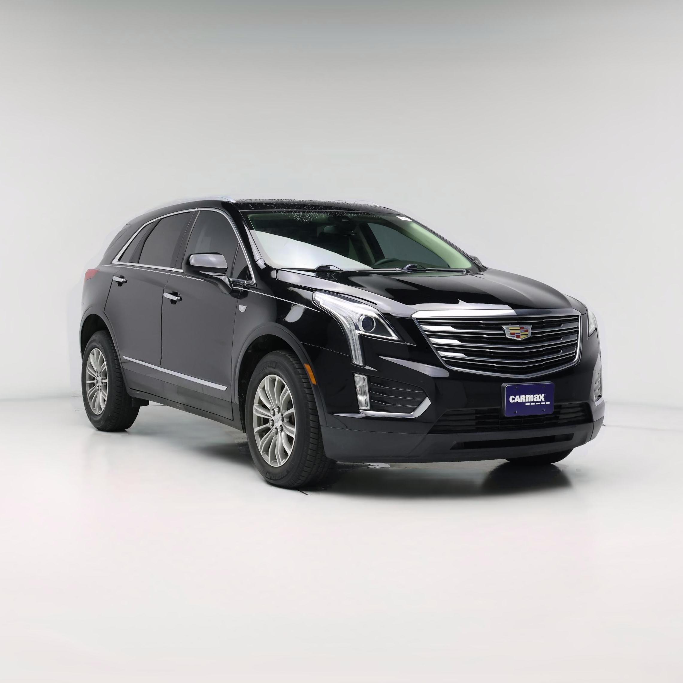 Thumbnail: 2017 Cadillac XT5 - 1