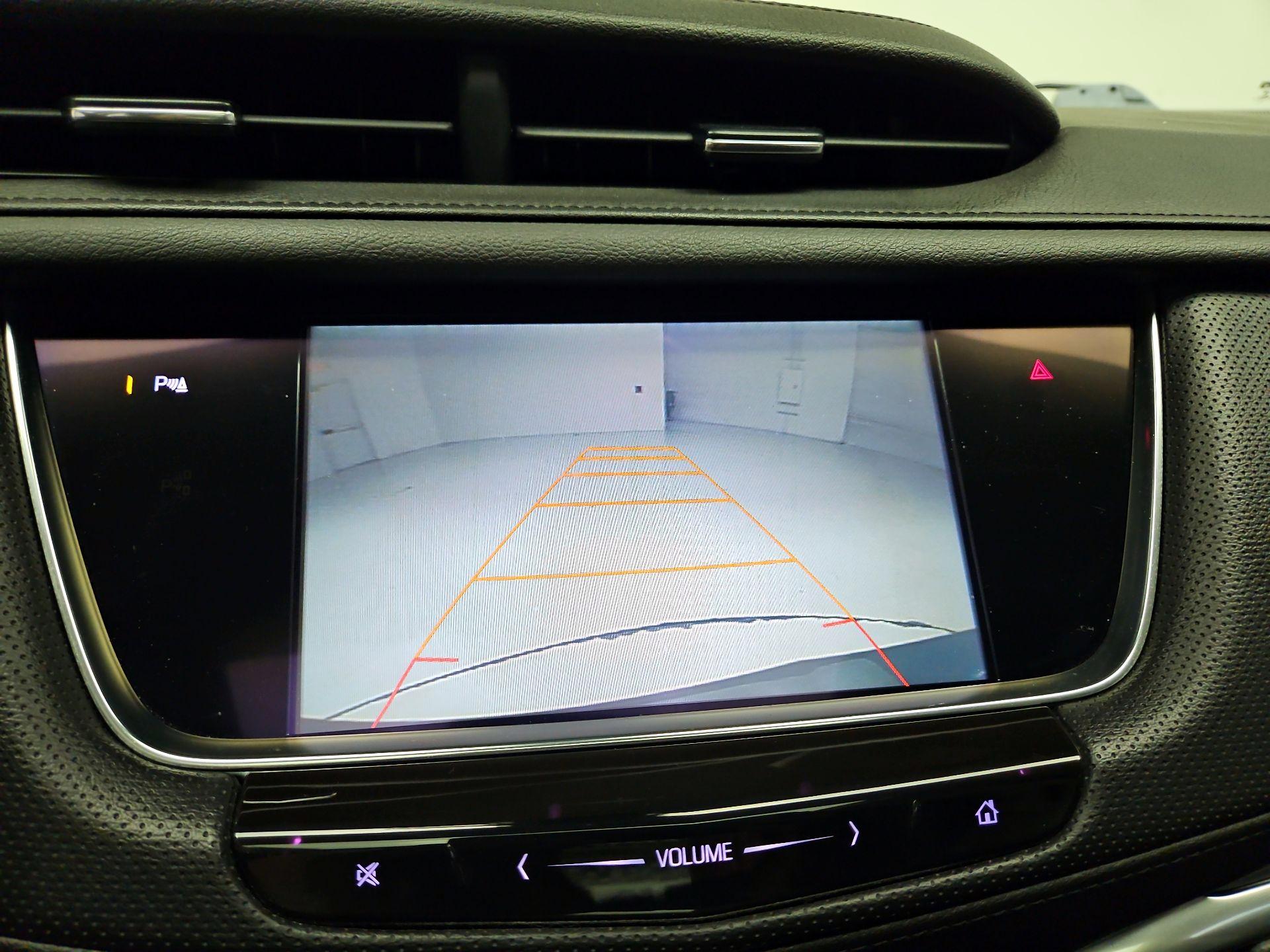 Thumbnail: 2017 Cadillac XT5 - 15