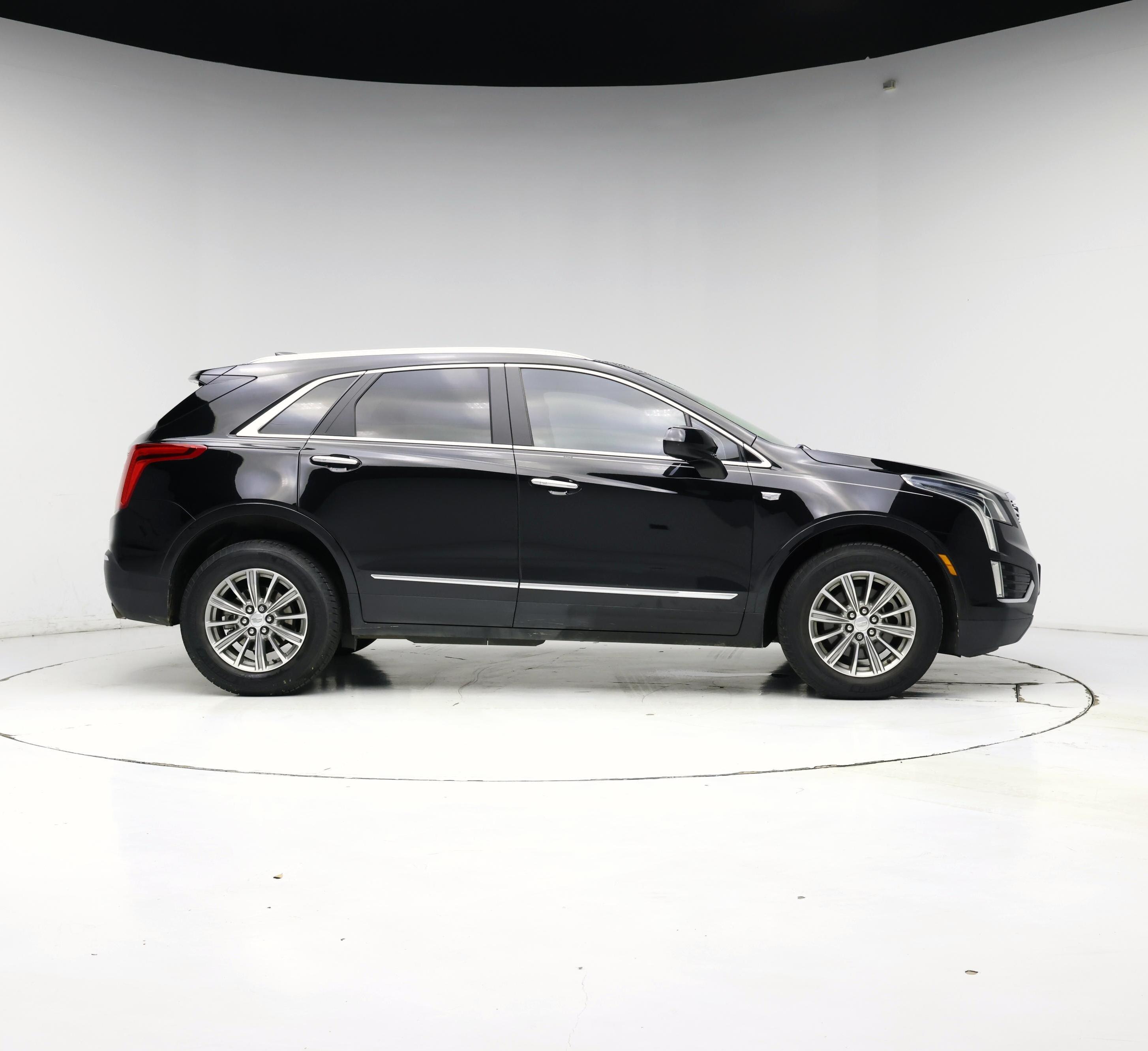 Thumbnail: 2017 Cadillac XT5 - 7