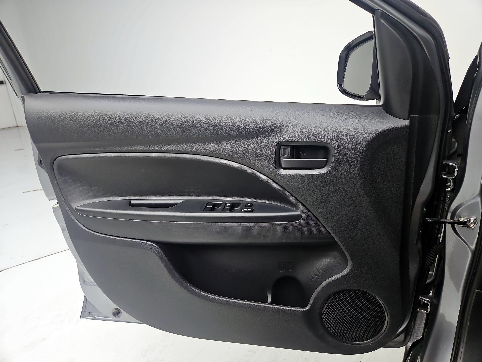 Thumbnail: 2018 Mitsubishi Mirage G4 - 12