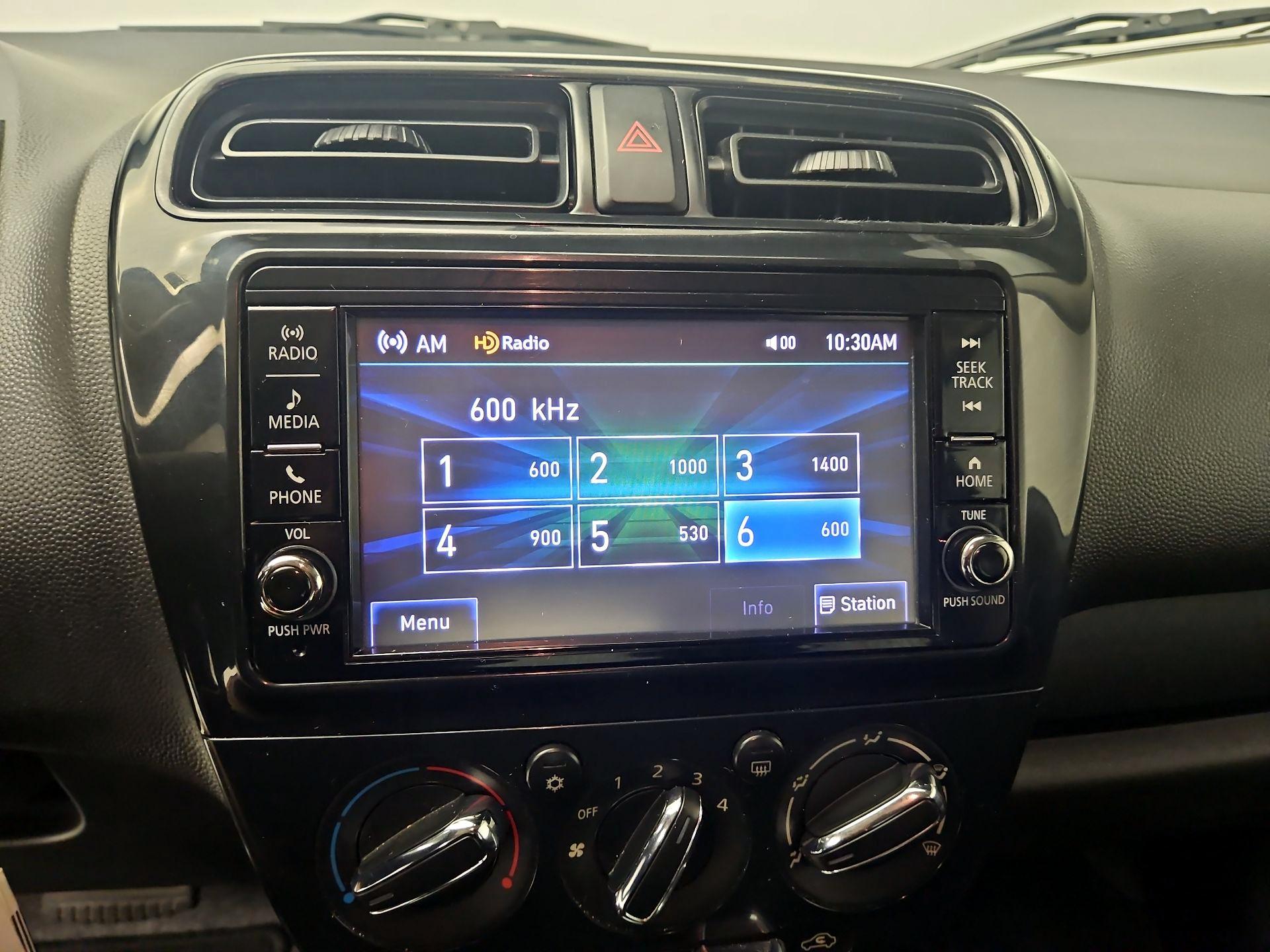 Thumbnail: 2018 Mitsubishi Mirage G4 - 15