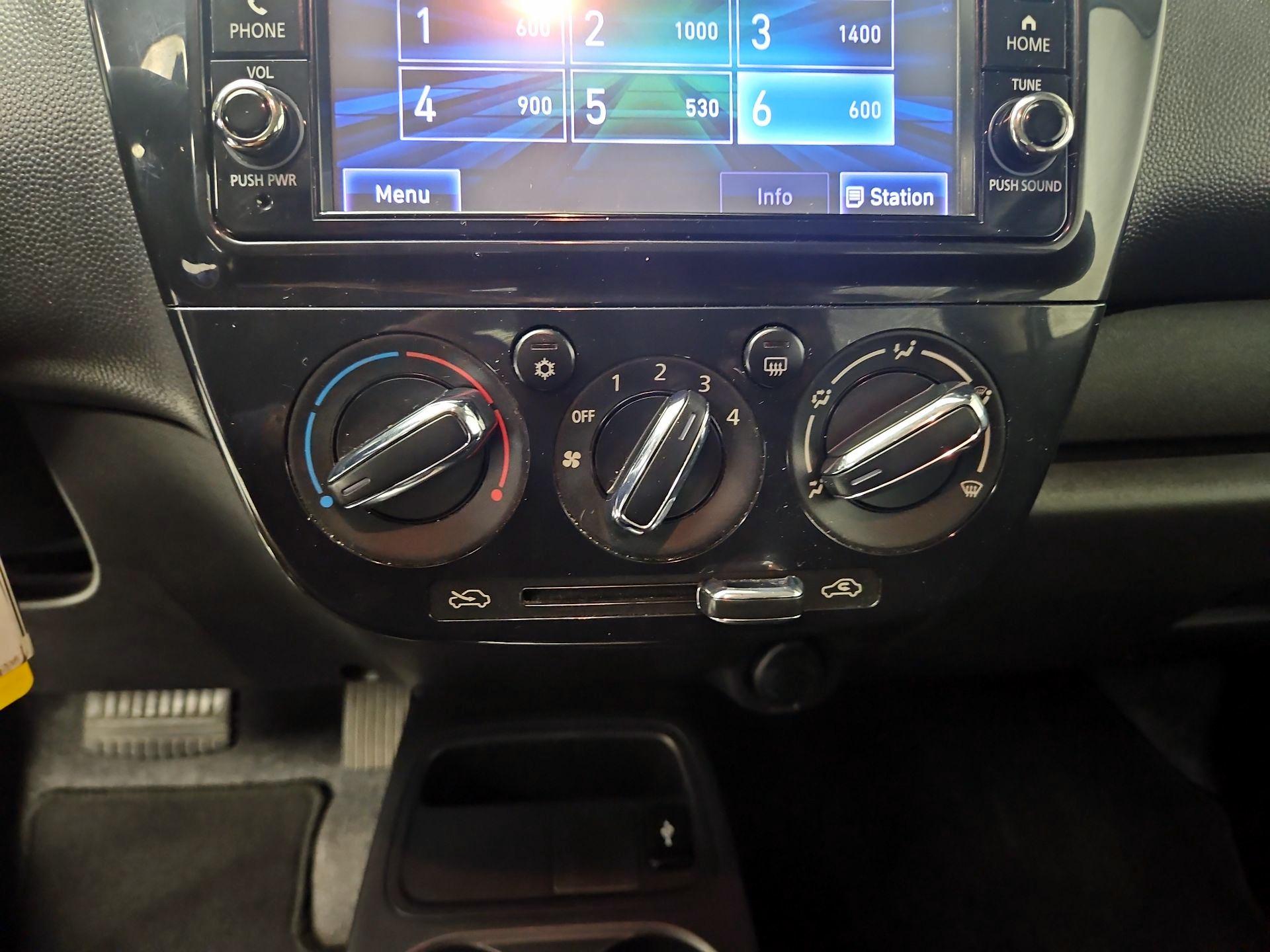 Thumbnail: 2018 Mitsubishi Mirage G4 - 16