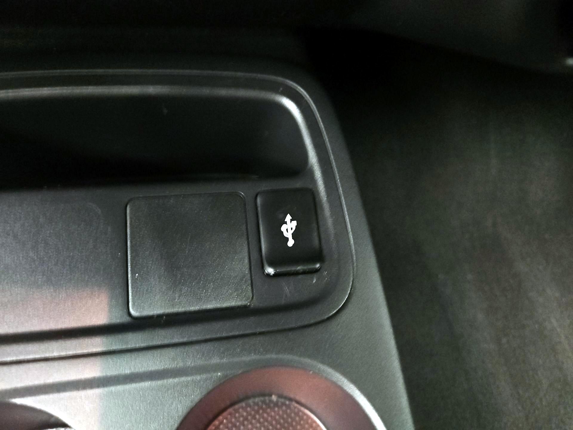 Thumbnail: 2018 Mitsubishi Mirage G4 - 18