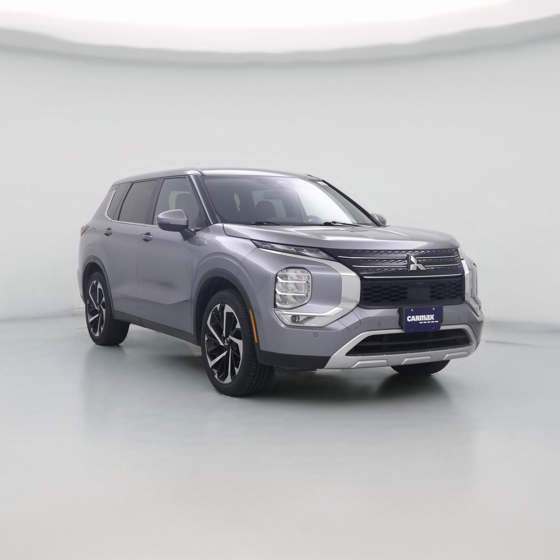 Thumbnail: 2022 Mitsubishi Outlander - 1