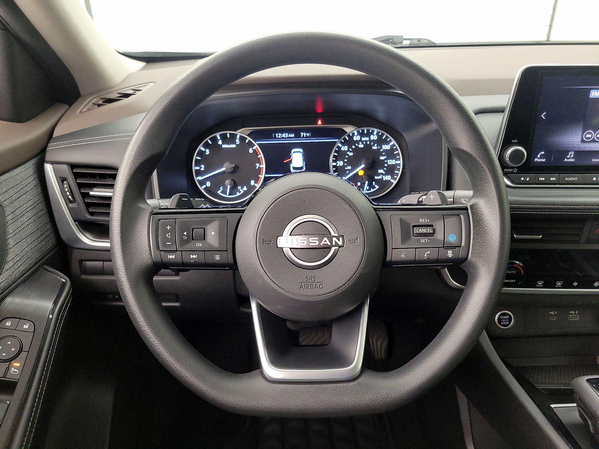 Thumbnail: 2023 Nissan Rogue - 10